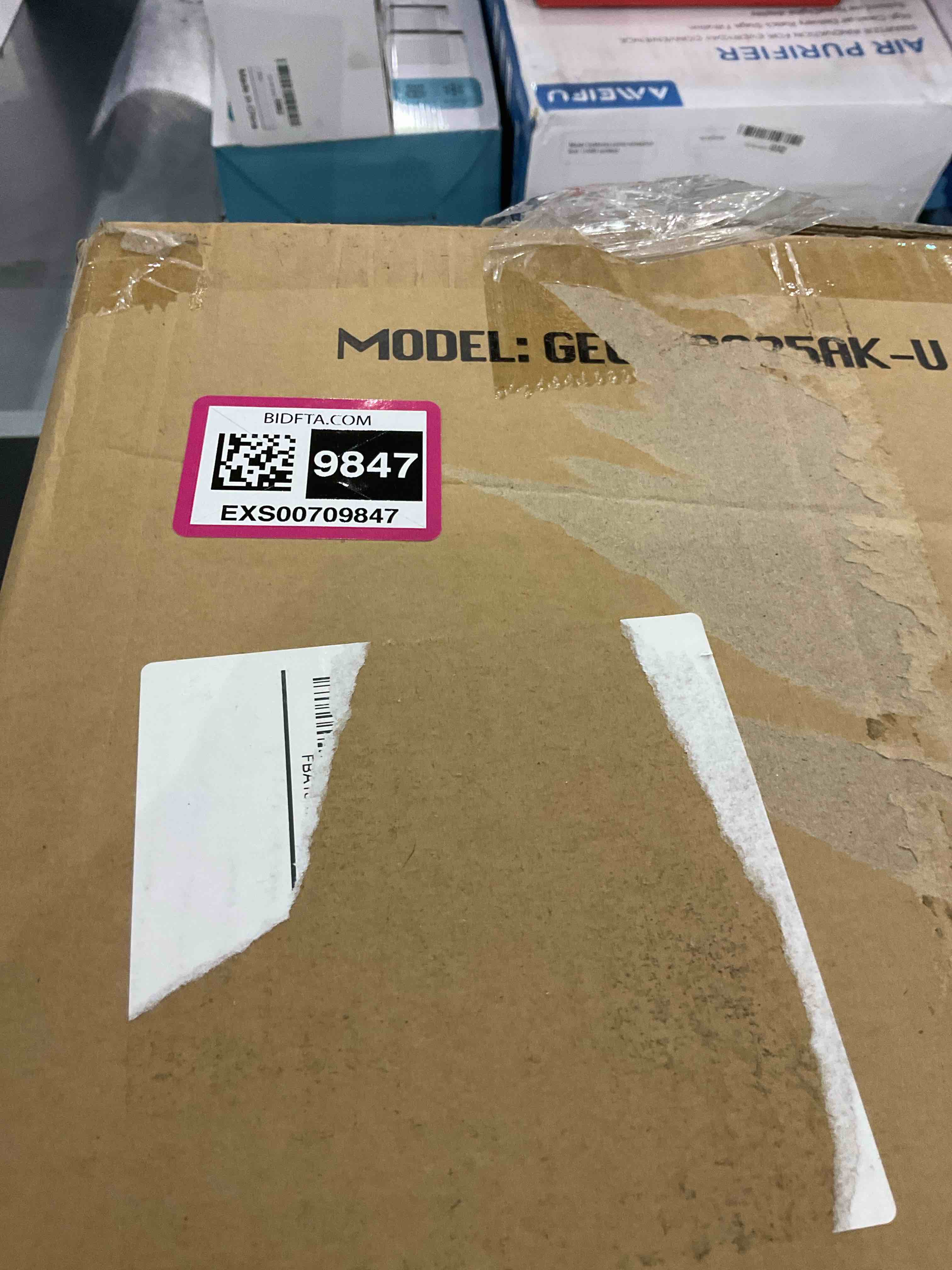 https://s3.amazonaws.com/lotting-images-prod/BargainHunt/EXS00709847_1707313021395.jpeg