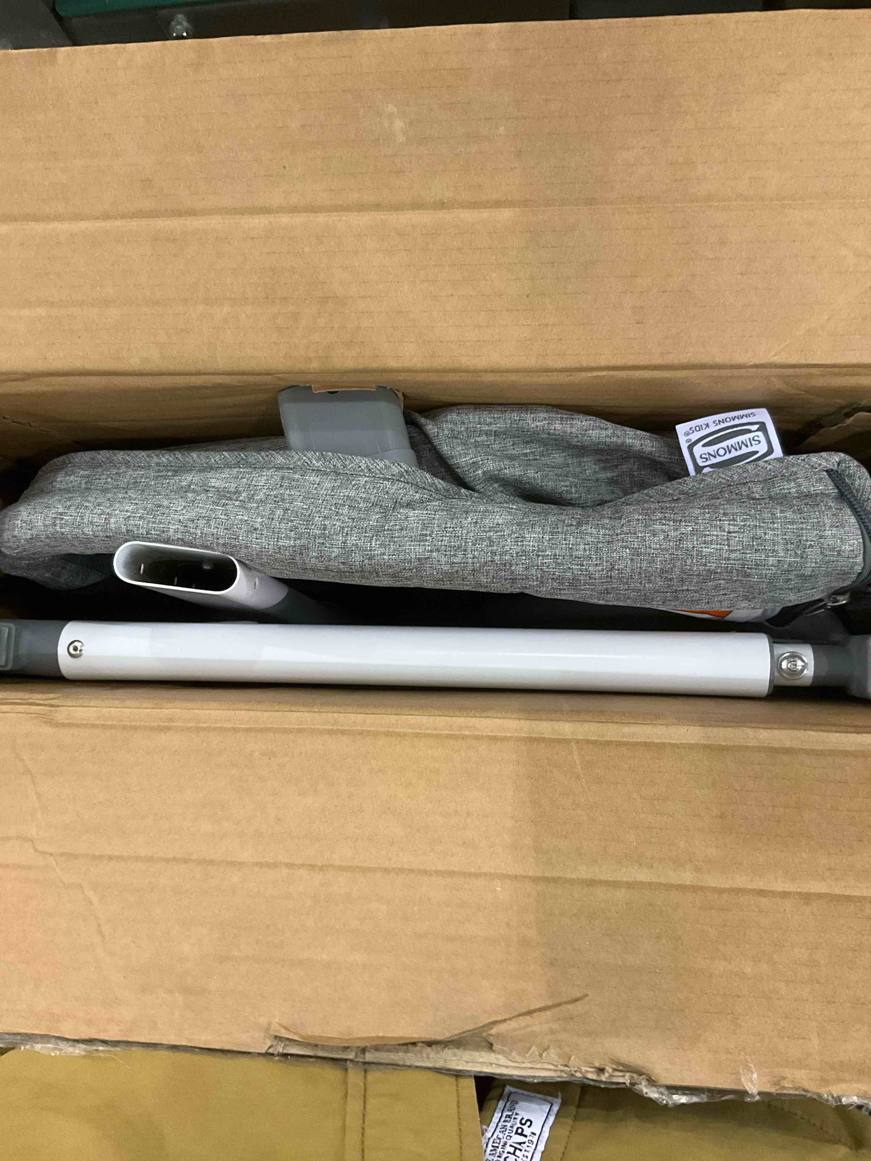 https://s3.amazonaws.com/lotting-images-prod/BargainHunt/EXS00709980_1707751764405.jpeg