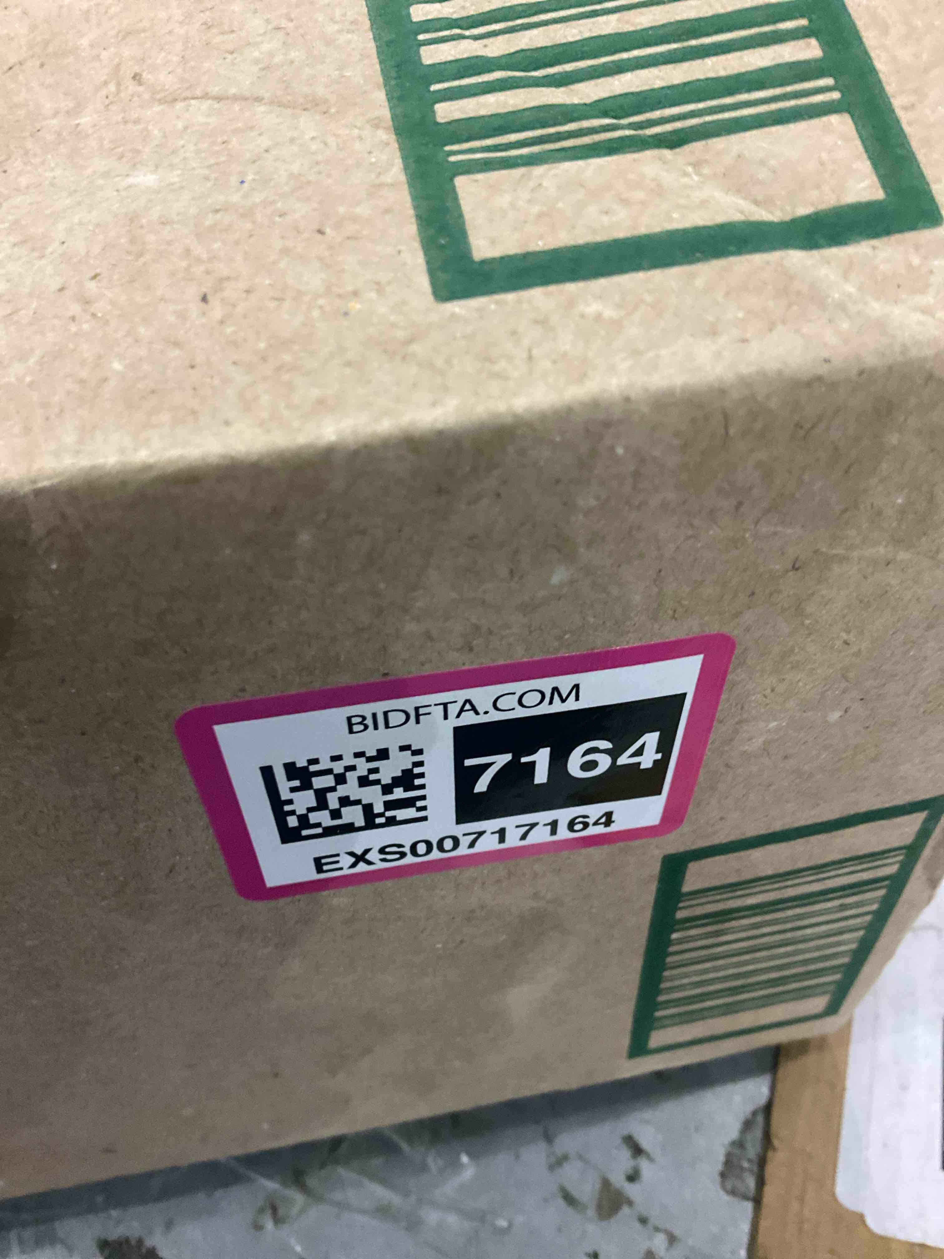 https://s3.amazonaws.com/lotting-images-prod/BargainHunt/EXS00717164_1716467756180.jpeg