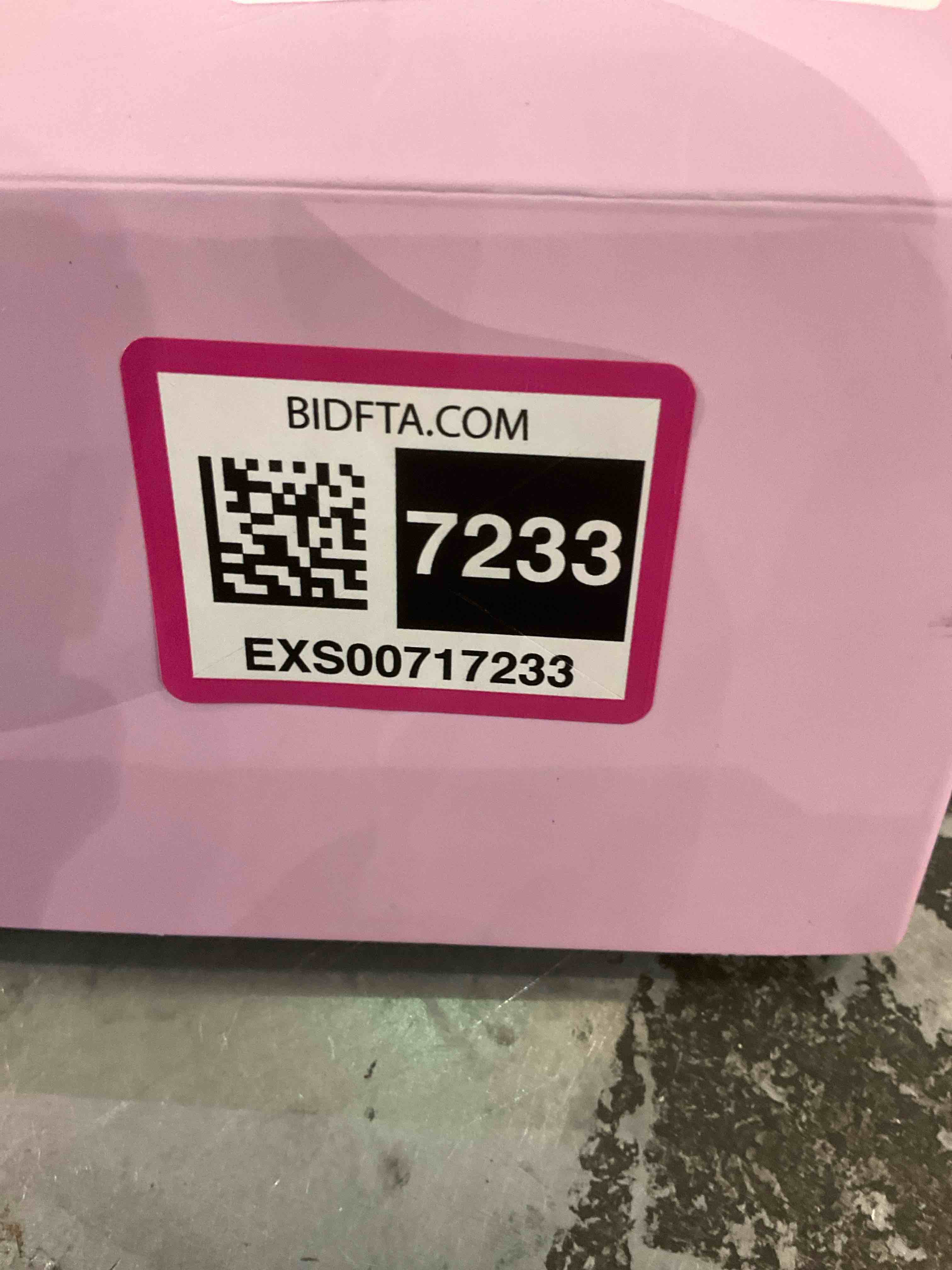 https://s3.amazonaws.com/lotting-images-prod/BargainHunt/EXS00717233_1716490494232.jpeg