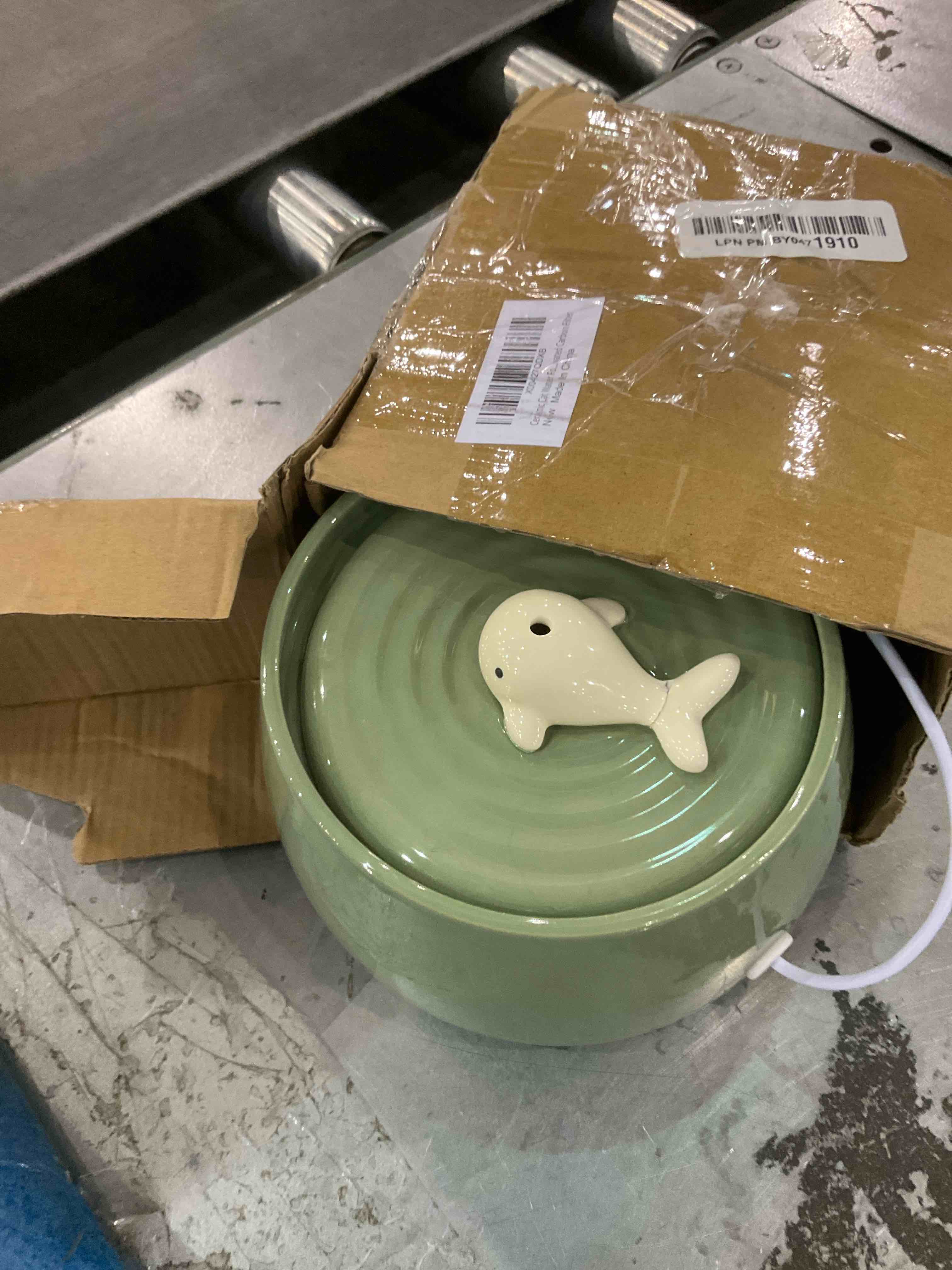 https://s3.amazonaws.com/lotting-images-prod/BargainHunt/EXS00717240_1716492114422.jpeg