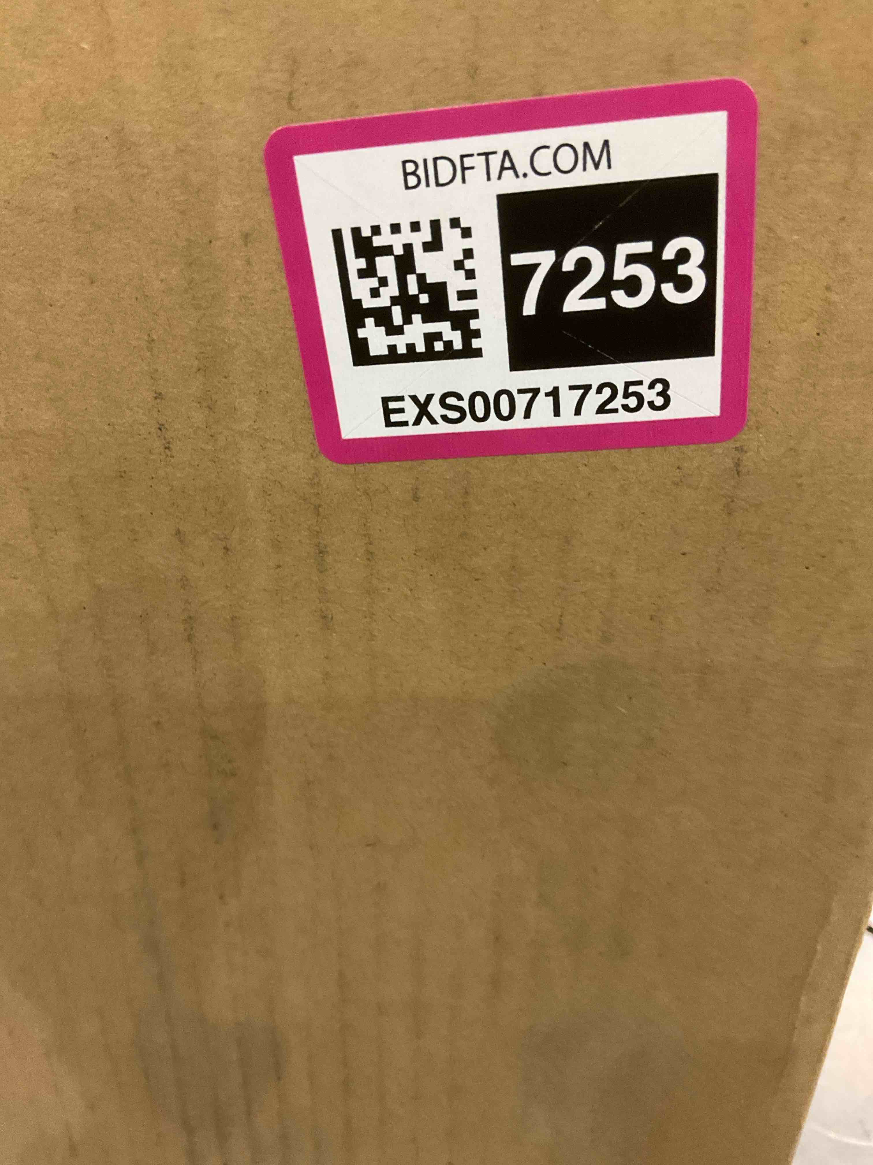 https://s3.amazonaws.com/lotting-images-prod/BargainHunt/EXS00717253_1716551469016.jpeg
