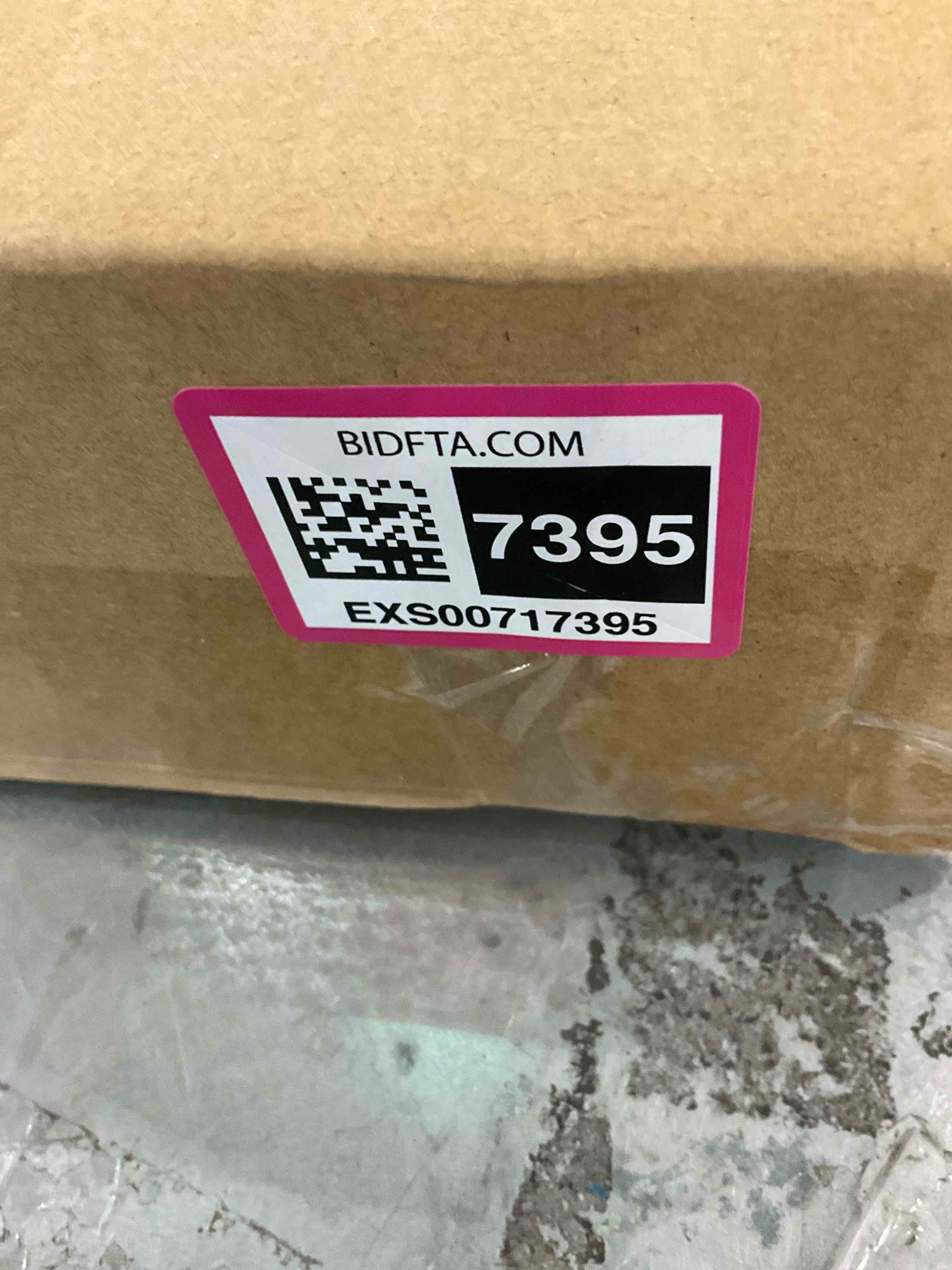 https://s3.amazonaws.com/lotting-images-prod/BargainHunt/EXS00717395_1716908963593.jpeg