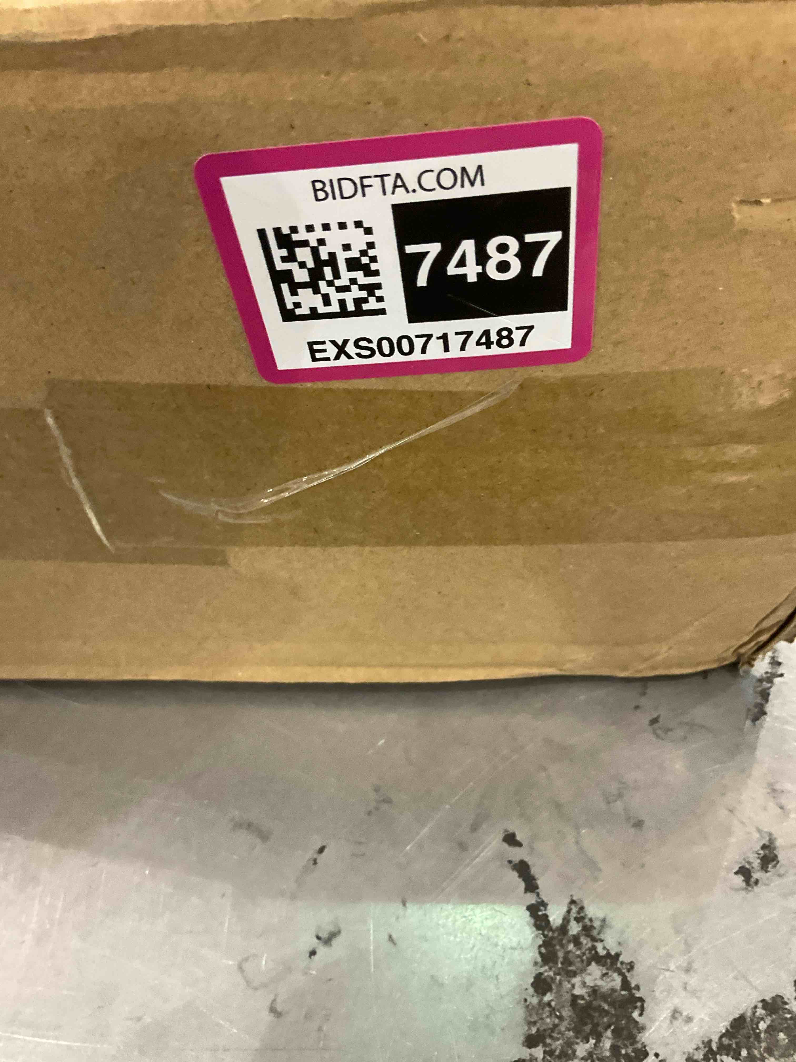 https://s3.amazonaws.com/lotting-images-prod/BargainHunt/EXS00717487_1716983650261.jpeg