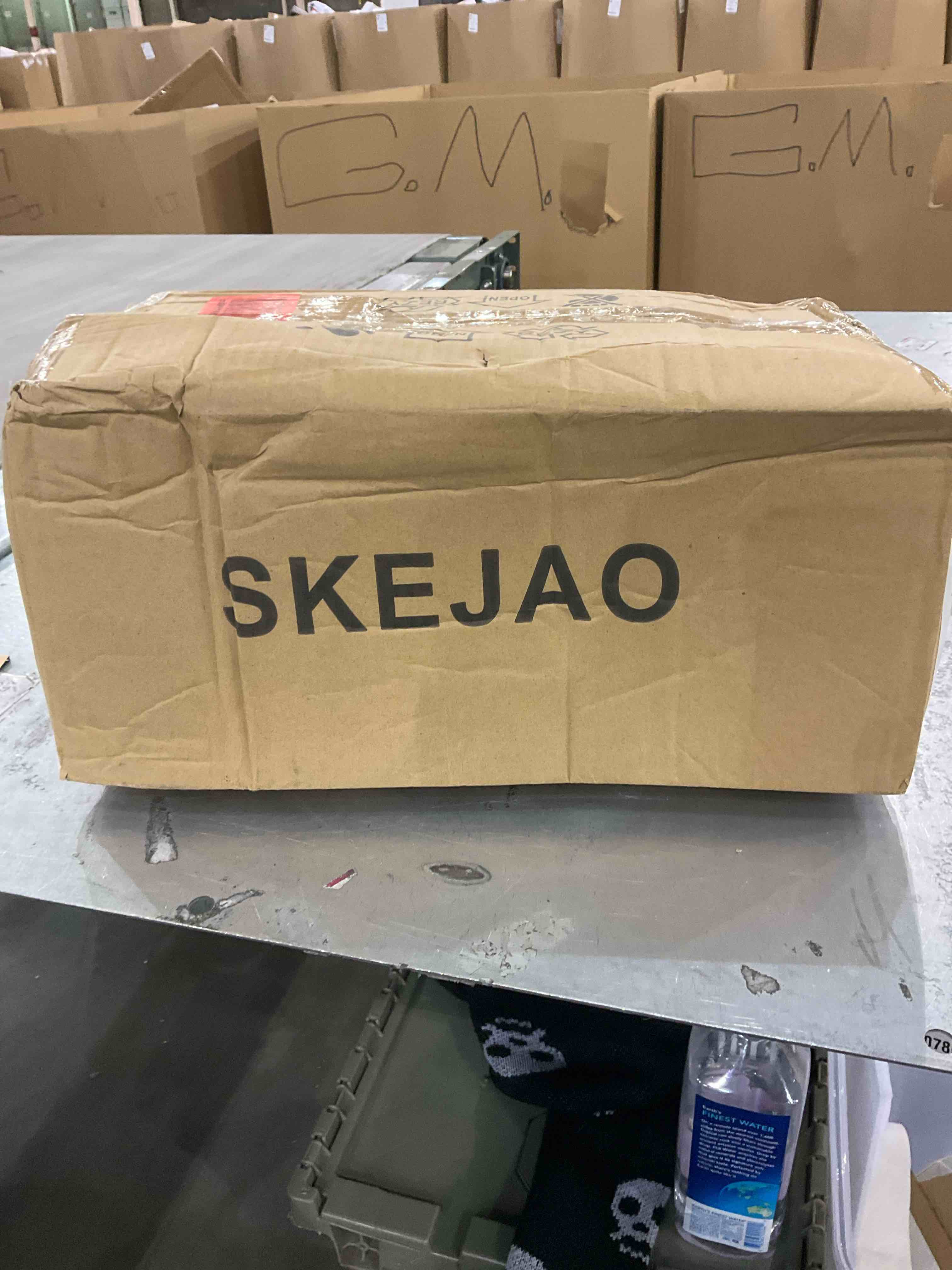 https://s3.amazonaws.com/lotting-images-prod/BargainHunt/EXS00720041_1710852549894.jpeg