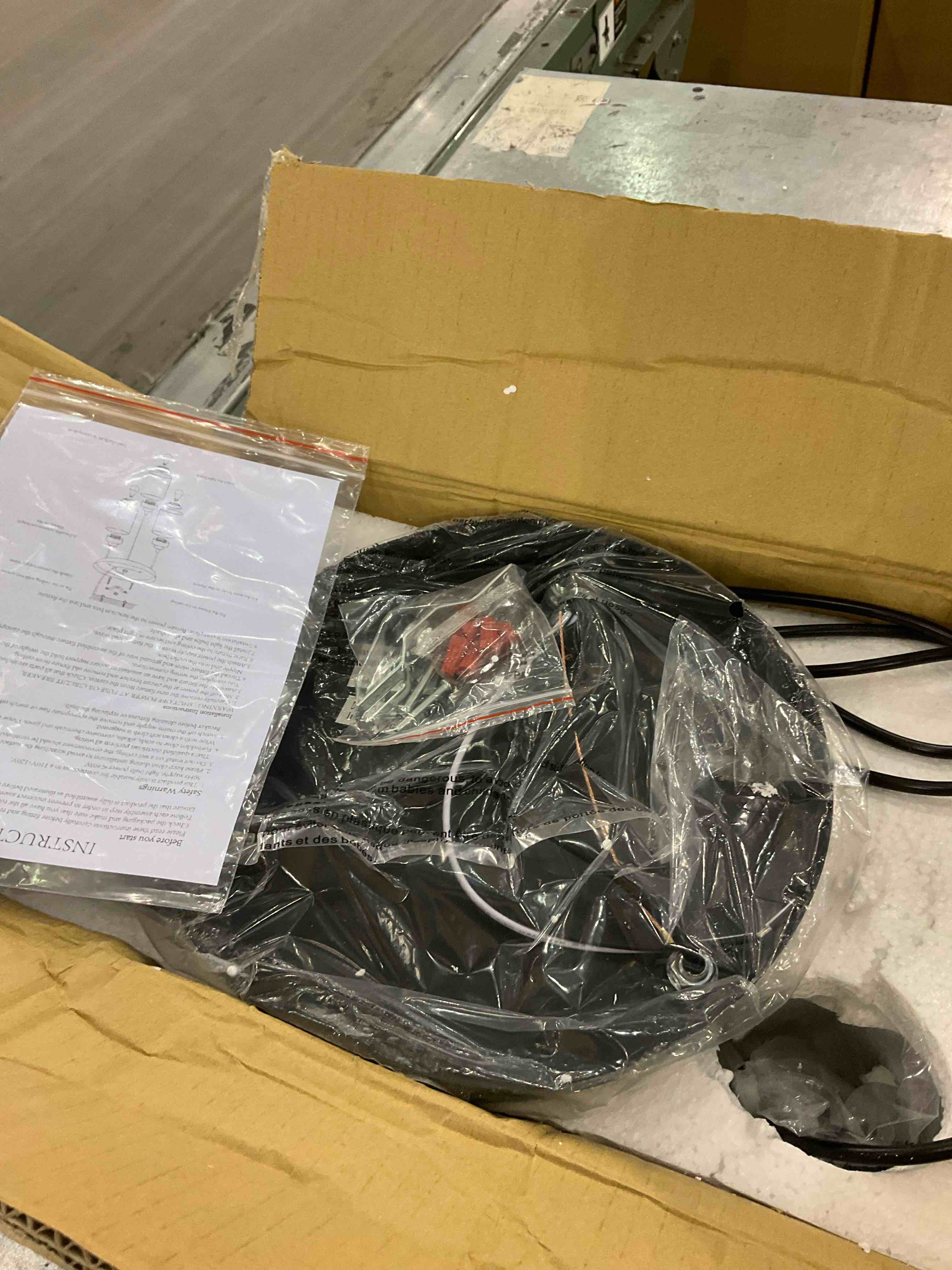 https://s3.amazonaws.com/lotting-images-prod/BargainHunt/EXS00720041_1710852564219.jpeg