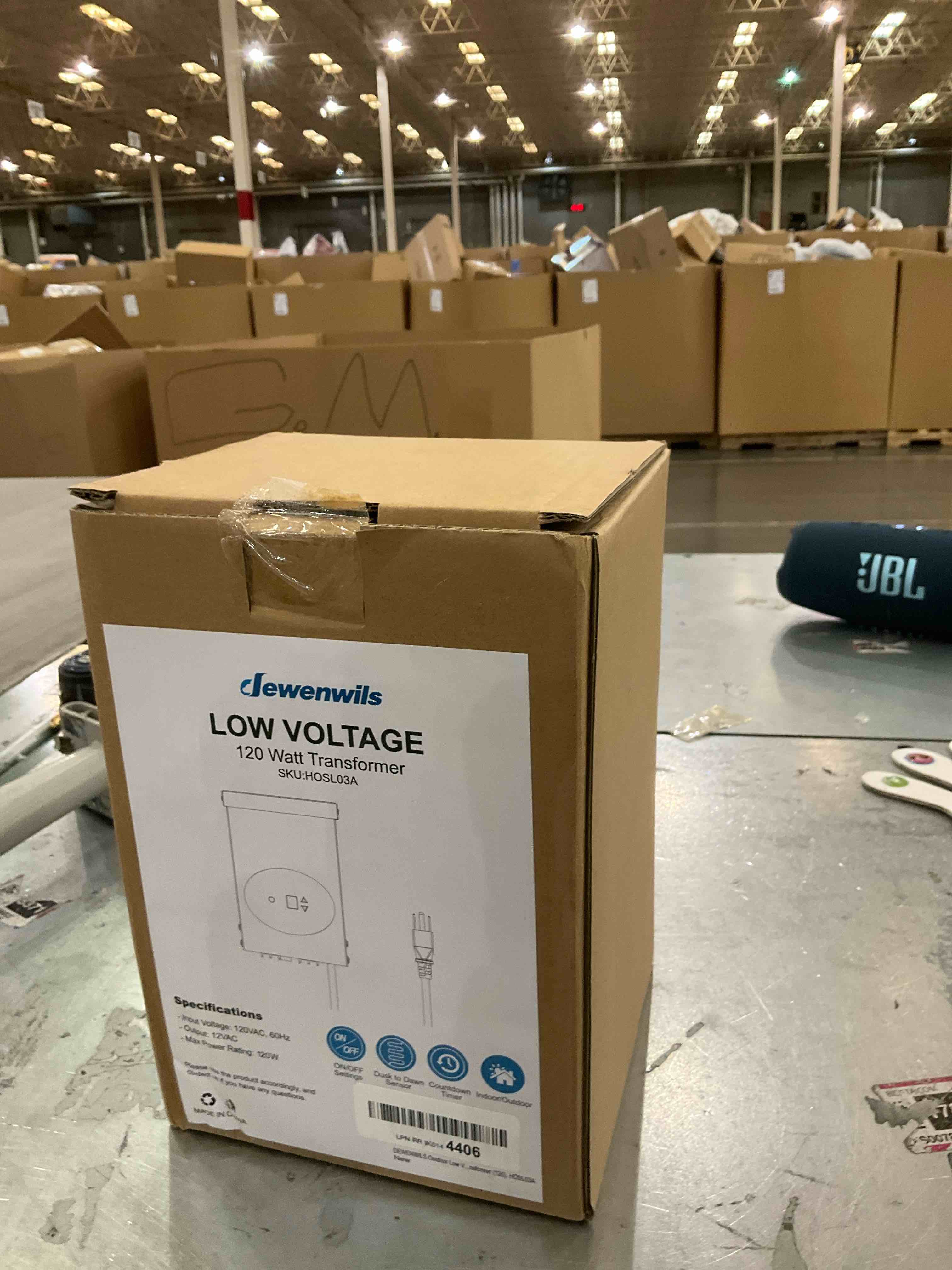 https://s3.amazonaws.com/lotting-images-prod/BargainHunt/EXS00720210_1710868828412.jpeg