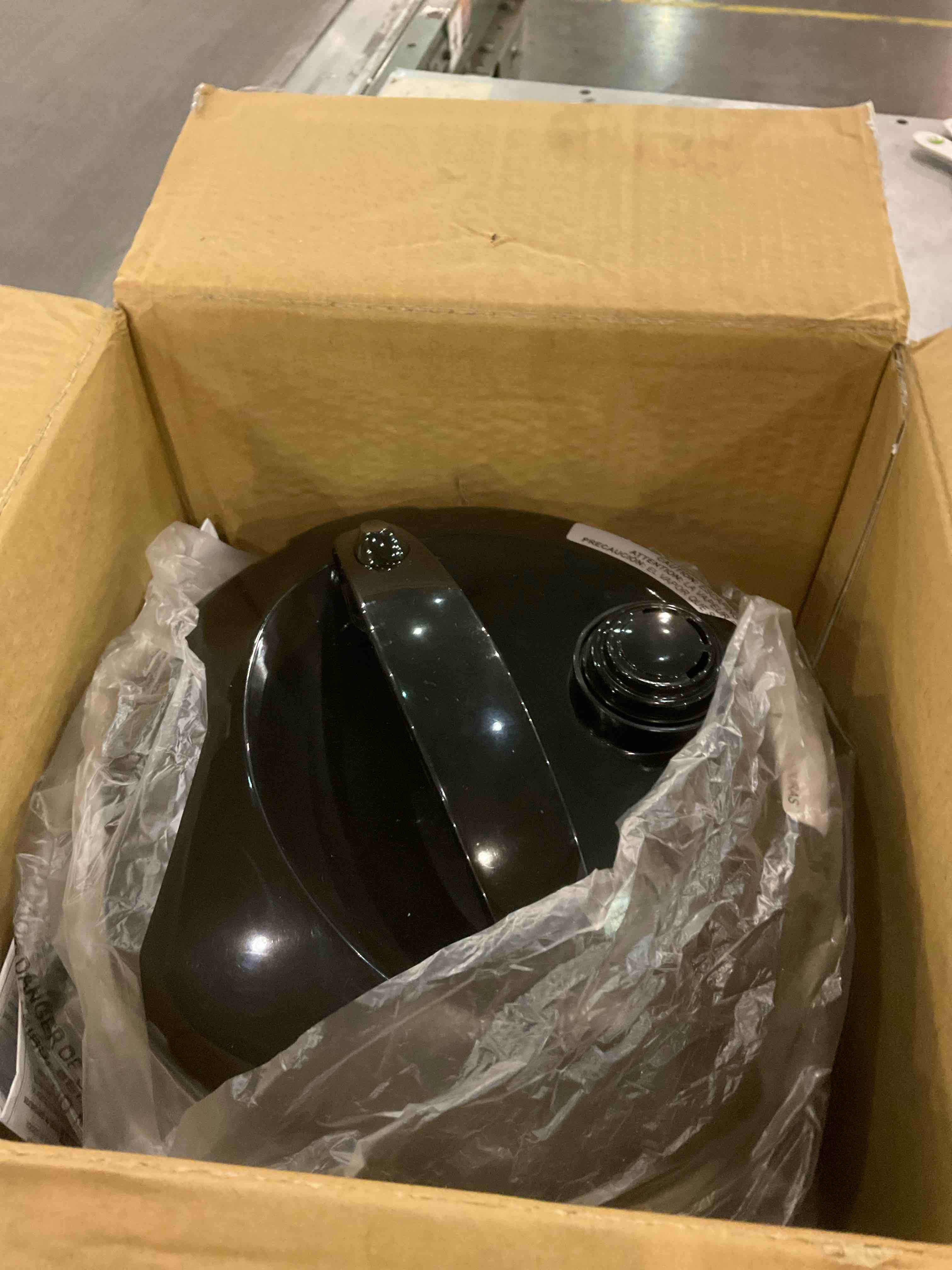 https://s3.amazonaws.com/lotting-images-prod/BargainHunt/EXS00720287_1710935246884.jpeg