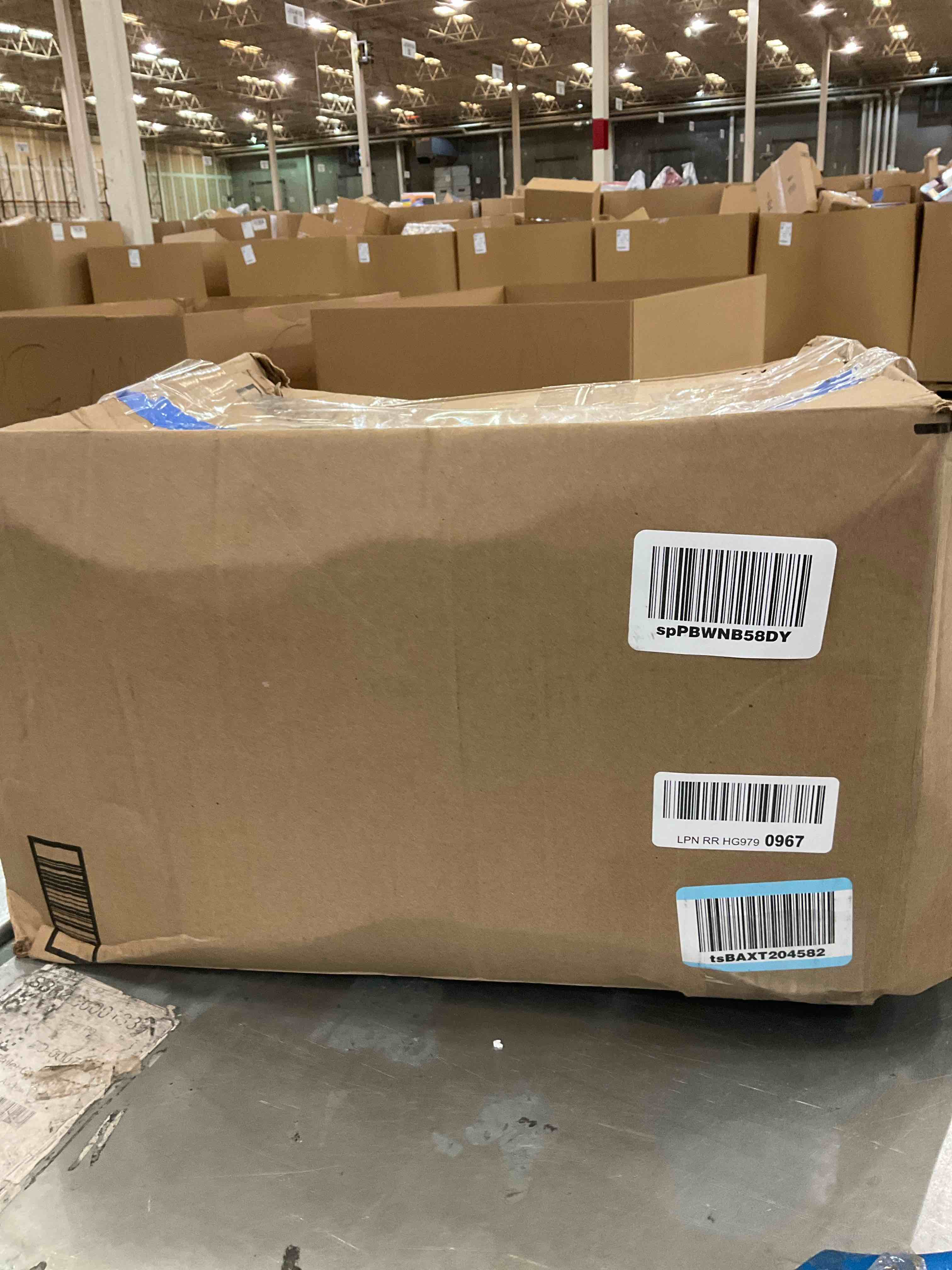 https://s3.amazonaws.com/lotting-images-prod/BargainHunt/EXS00720449_1710959825543.jpeg