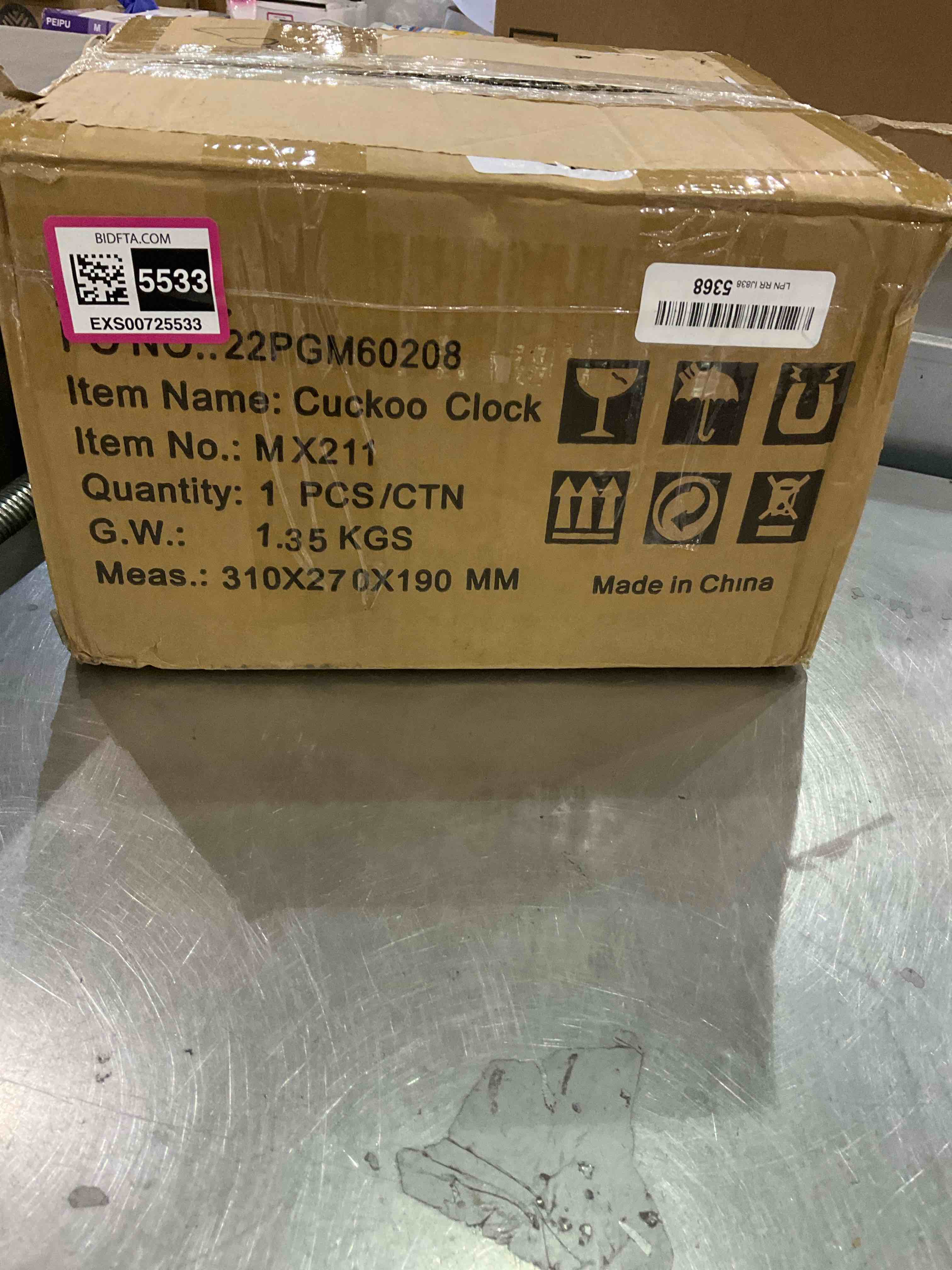 https://s3.amazonaws.com/lotting-images-prod/BargainHunt/EXS00725533_1709908880124.jpeg