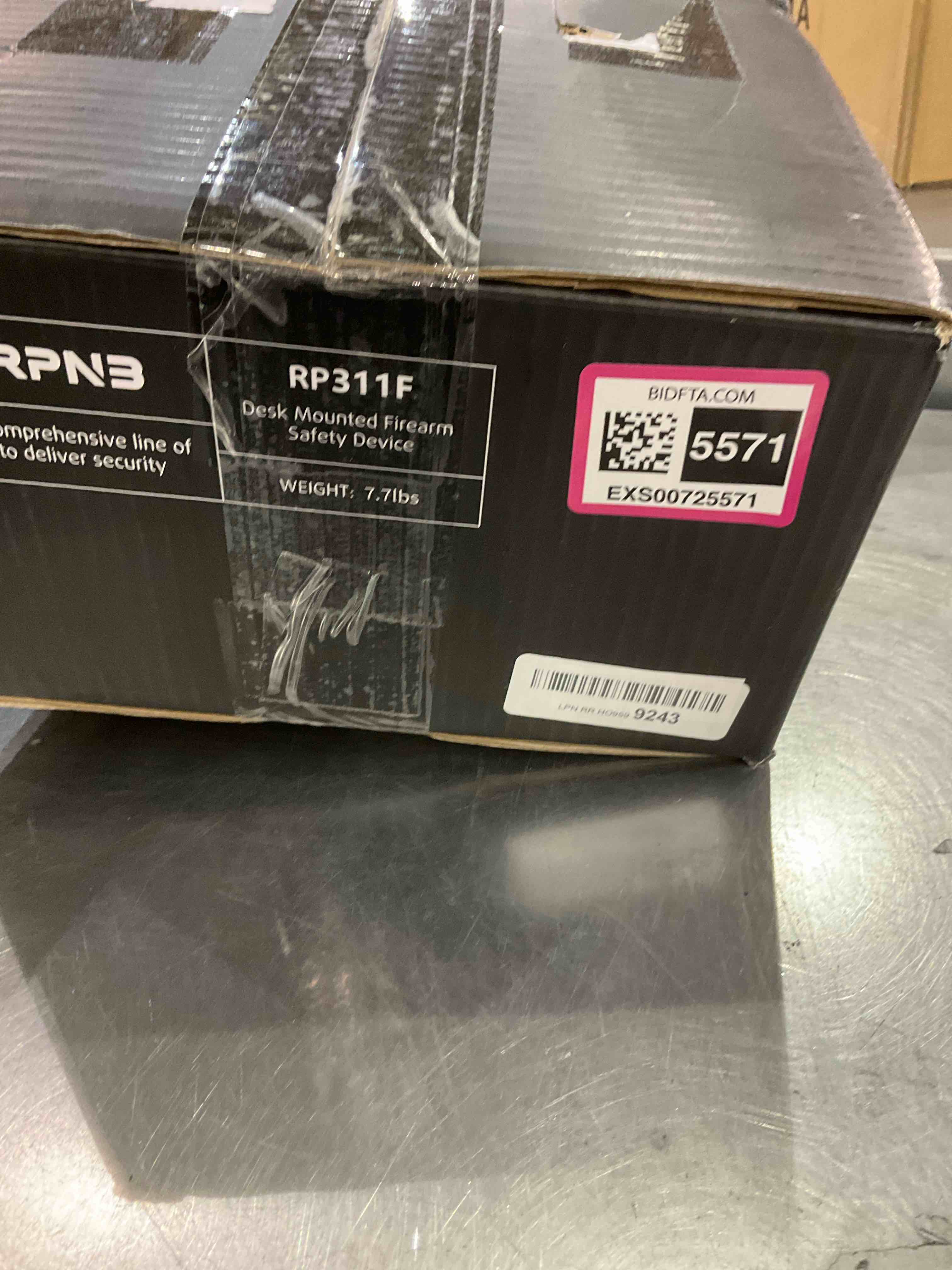 https://s3.amazonaws.com/lotting-images-prod/BargainHunt/EXS00725571_1709913732558.jpeg
