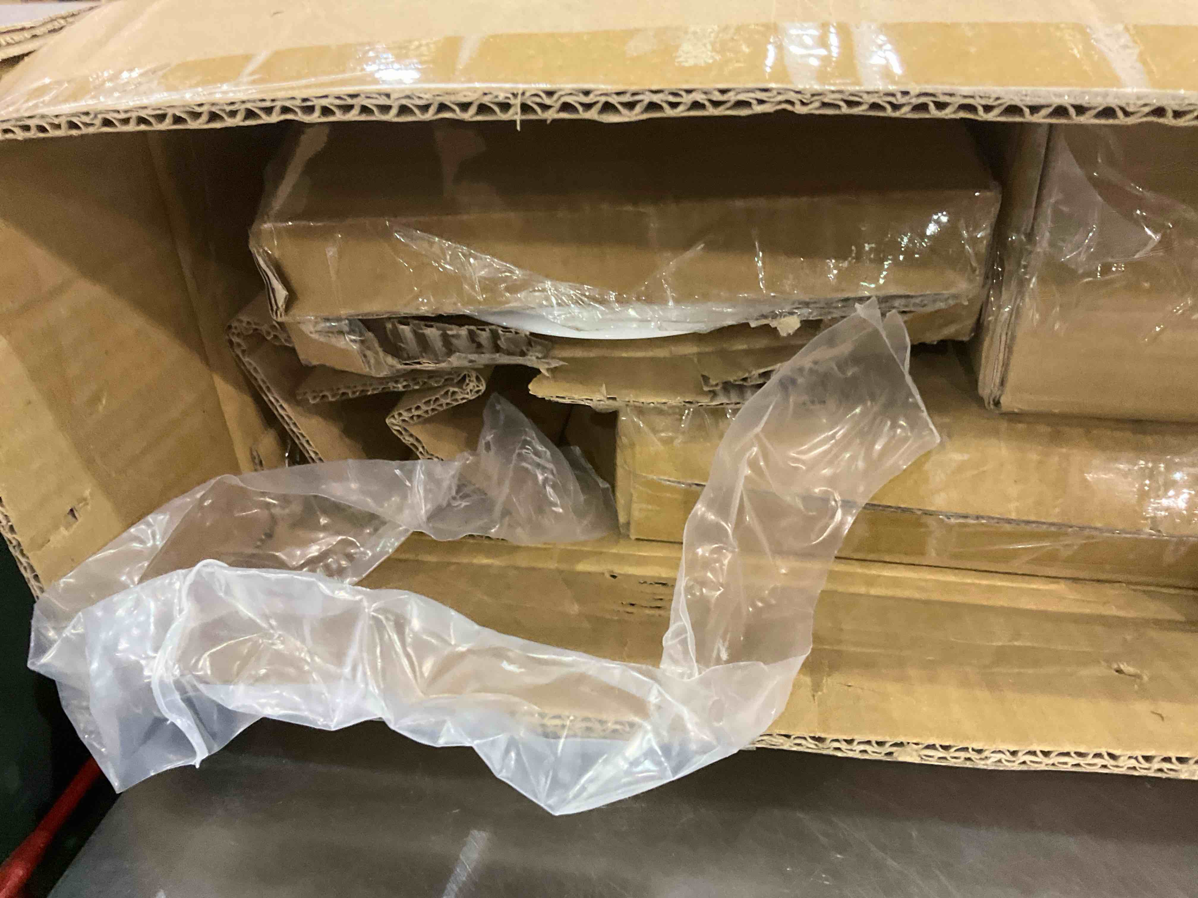 https://s3.amazonaws.com/lotting-images-prod/BargainHunt/EXS00725573_1709914113842.jpeg