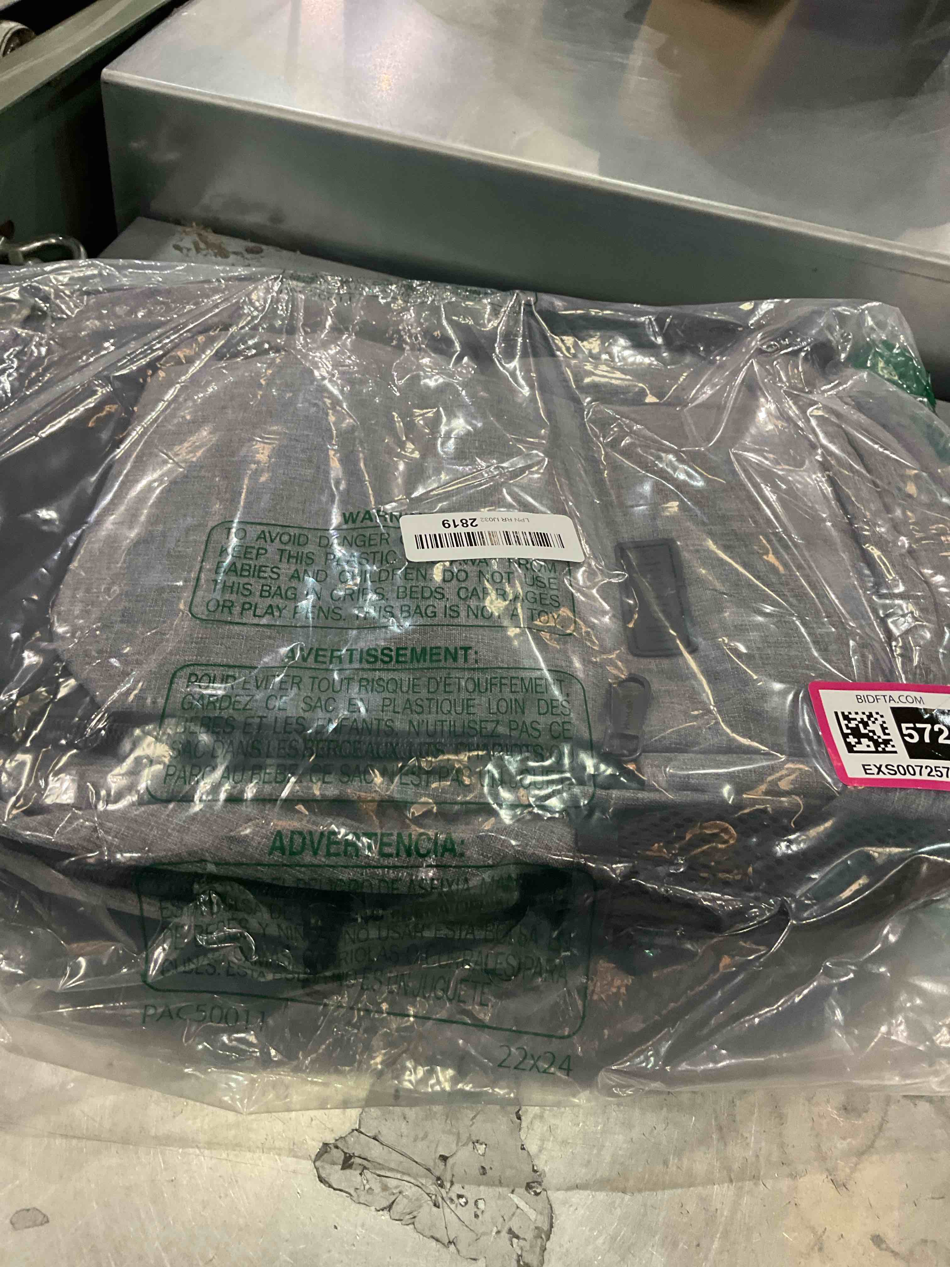 https://s3.amazonaws.com/lotting-images-prod/BargainHunt/EXS00725724_1710168559921.jpeg