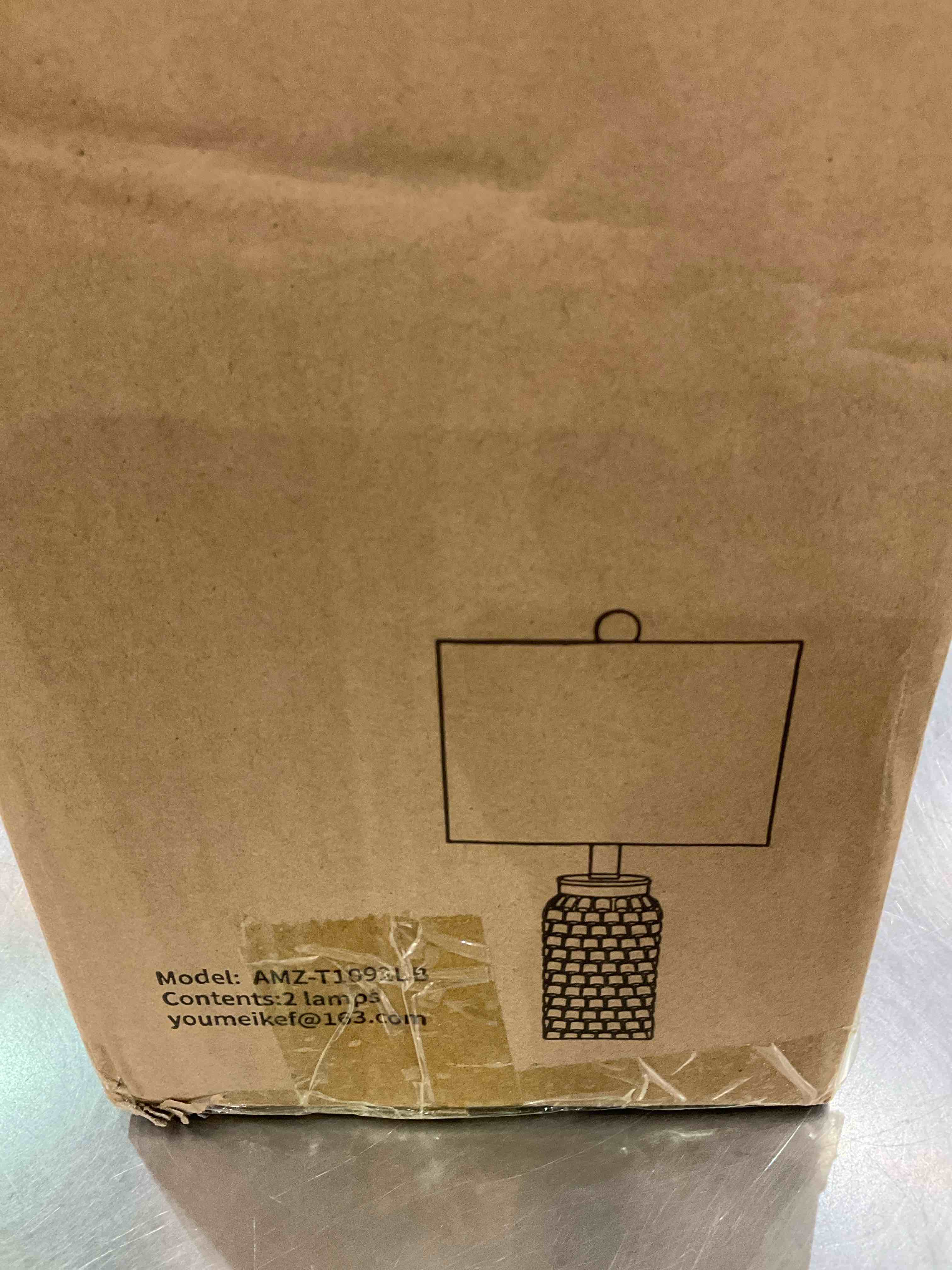 https://s3.amazonaws.com/lotting-images-prod/BargainHunt/EXS00732160_1706718410387.jpeg