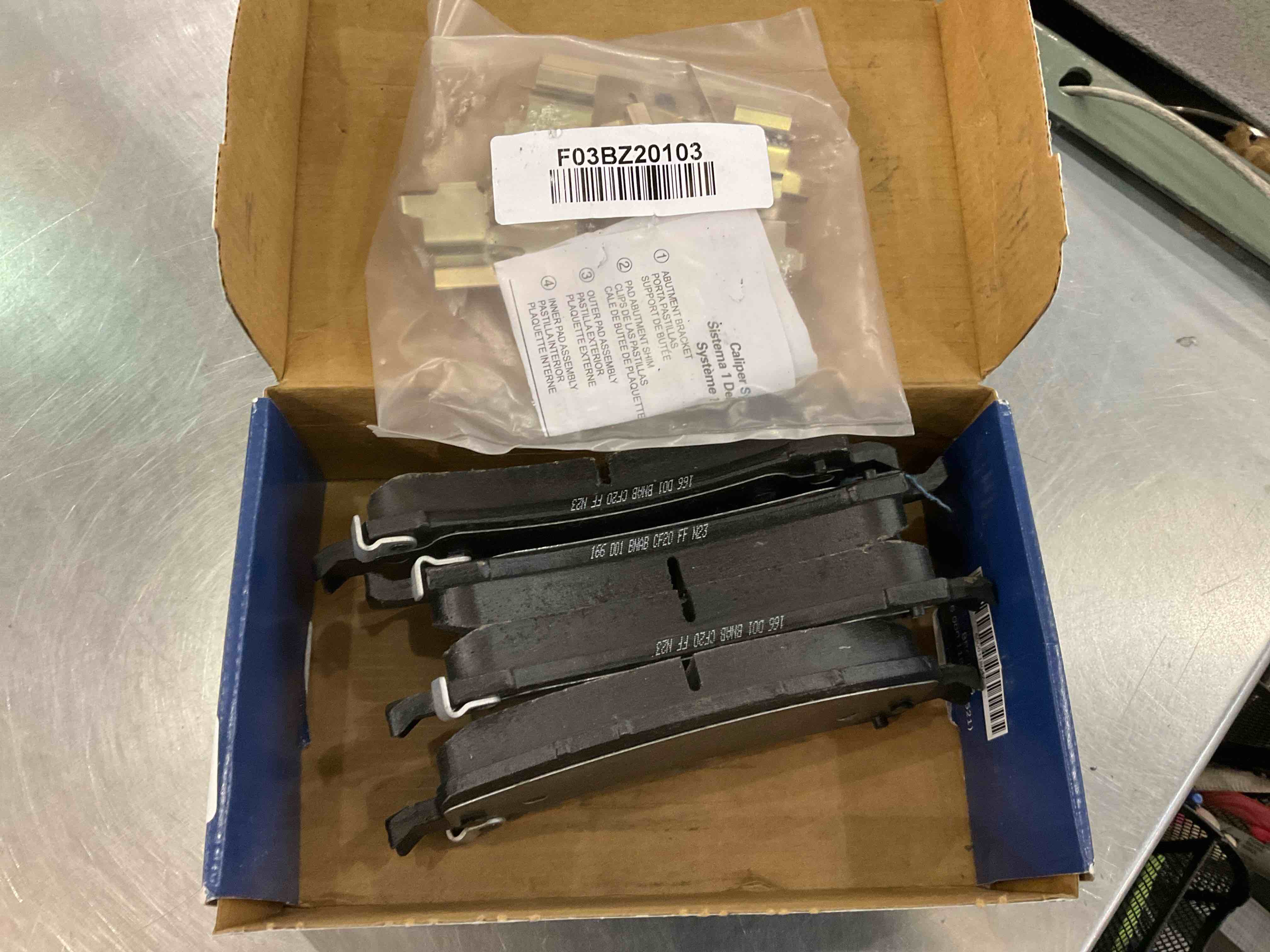 https://s3.amazonaws.com/lotting-images-prod/BargainHunt/EXS00732168_1706722963357.jpeg