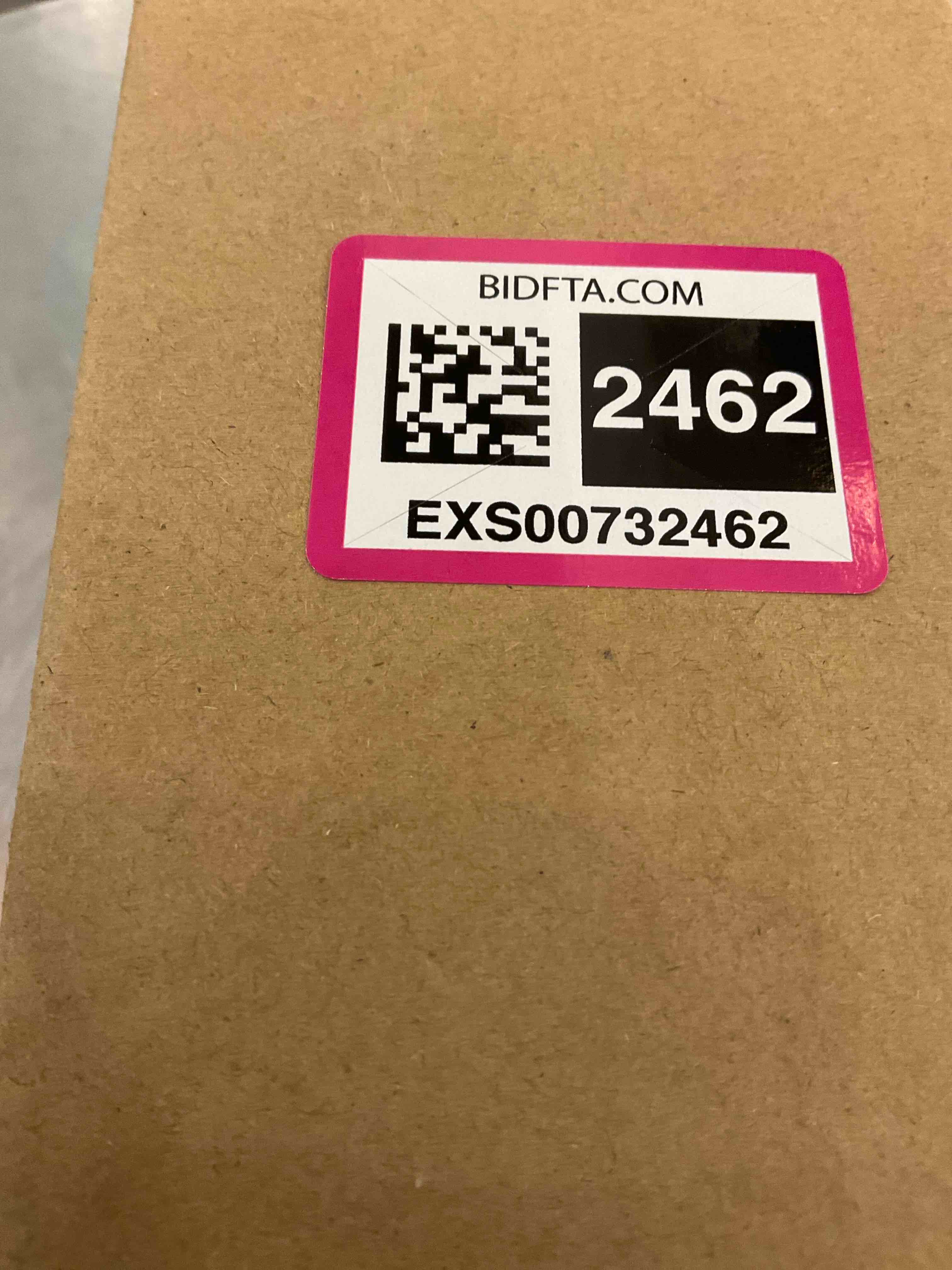 https://s3.amazonaws.com/lotting-images-prod/BargainHunt/EXS00732462_1706897458192.jpeg