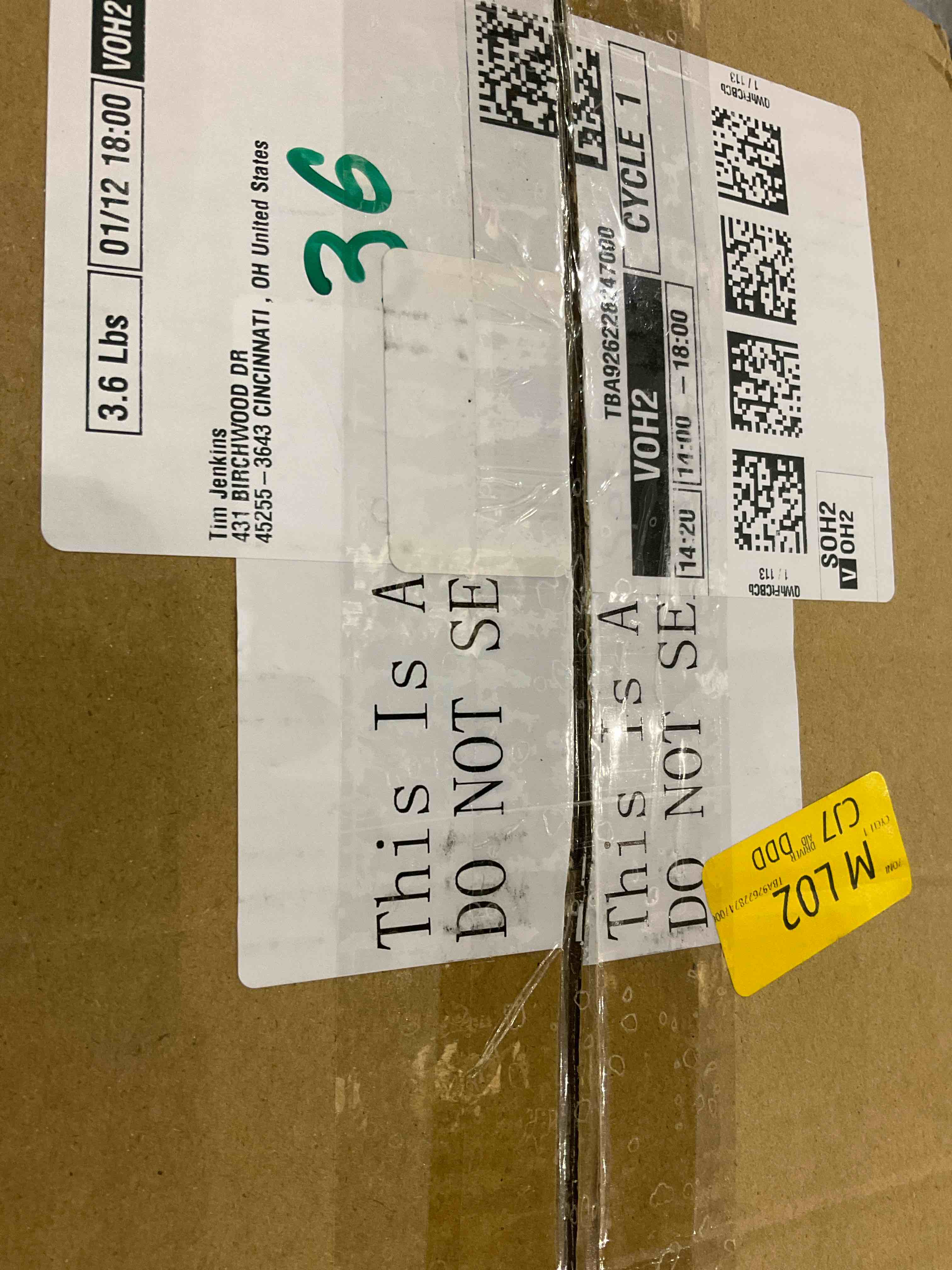 https://s3.amazonaws.com/lotting-images-prod/BargainHunt/EXS00749480_1707508676275.jpeg