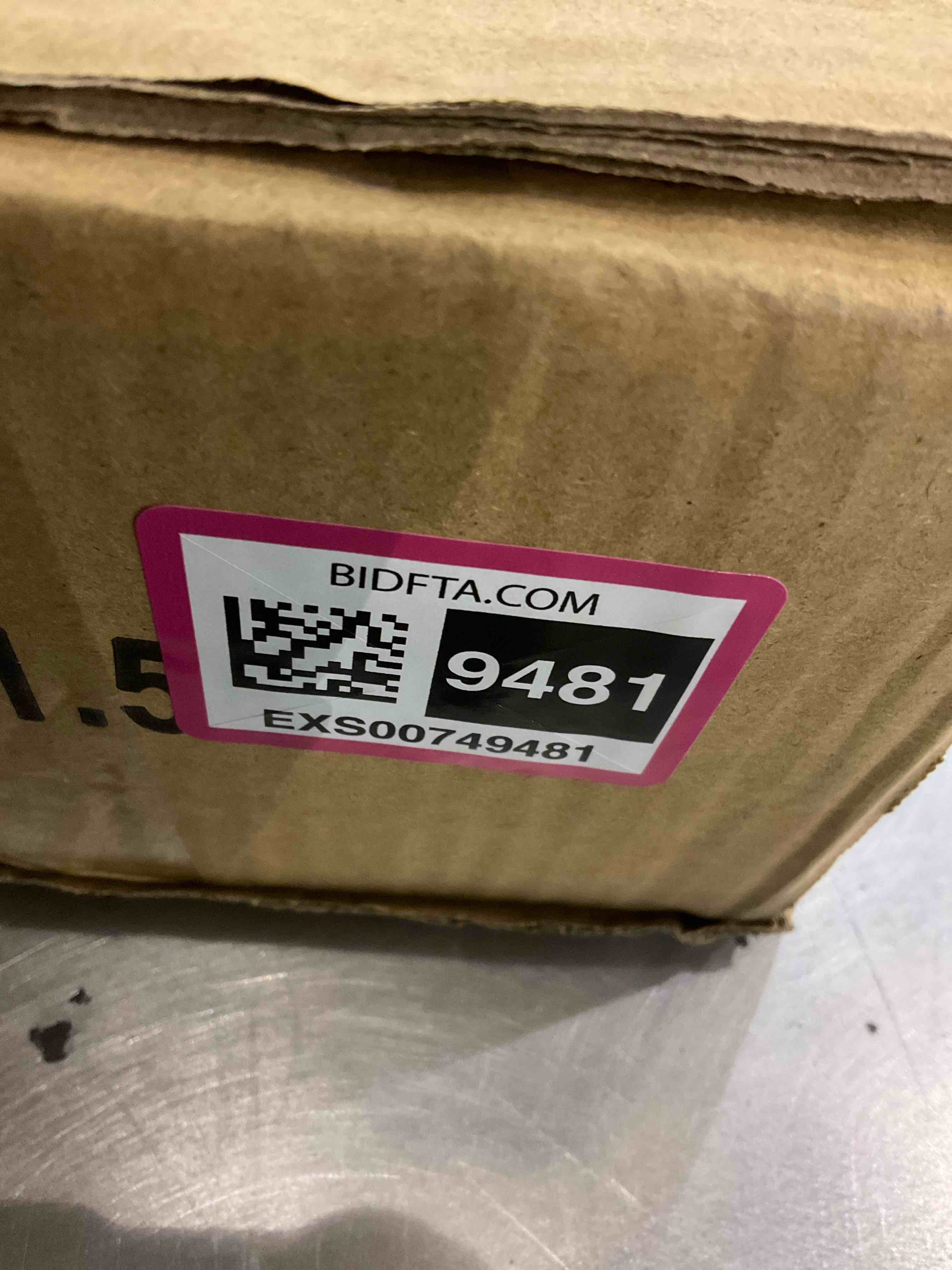 https://s3.amazonaws.com/lotting-images-prod/BargainHunt/EXS00749481_1707508916351.jpeg