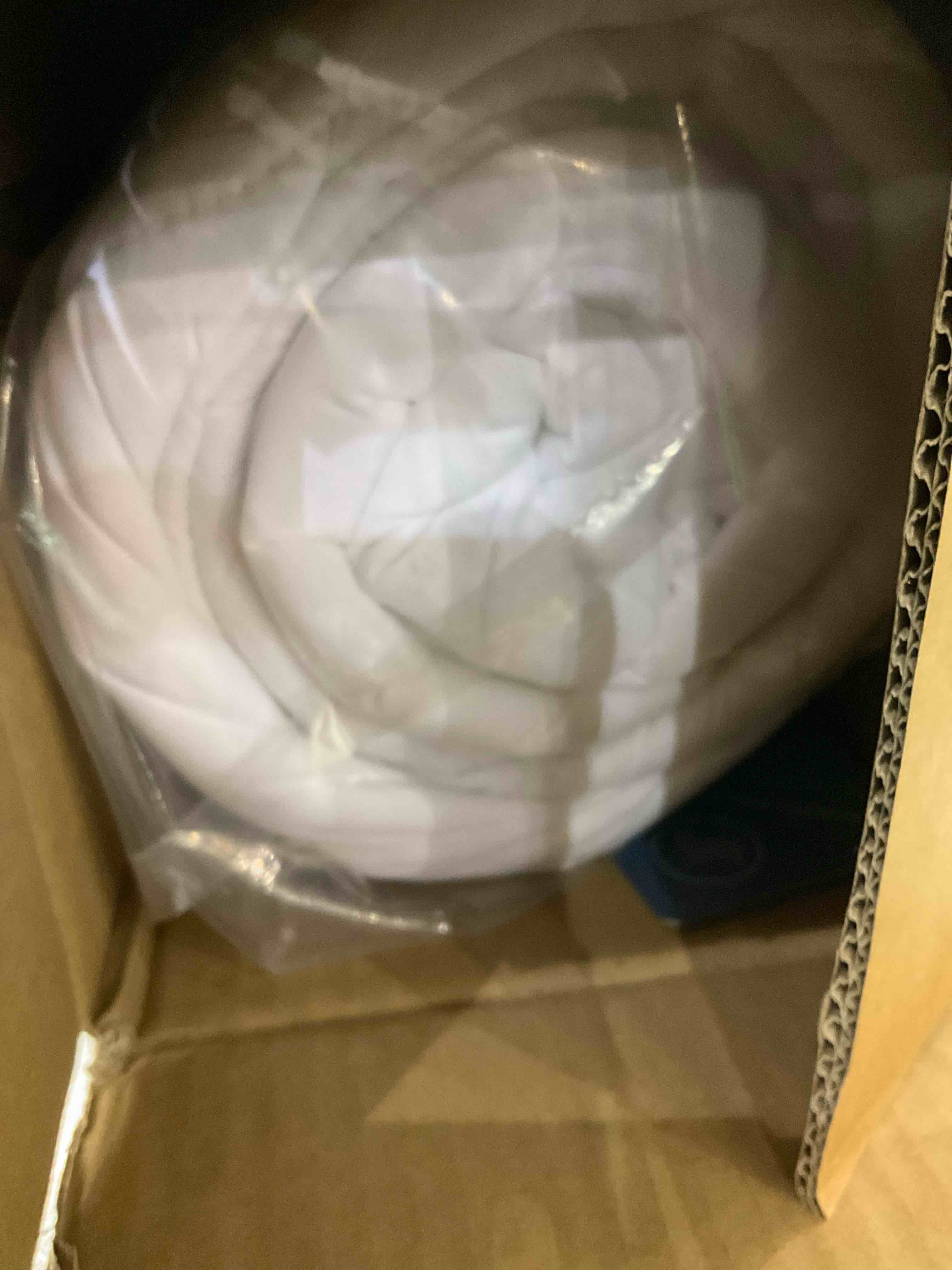 https://s3.amazonaws.com/lotting-images-prod/BargainHunt/EXS00751601_1706624531325.jpeg