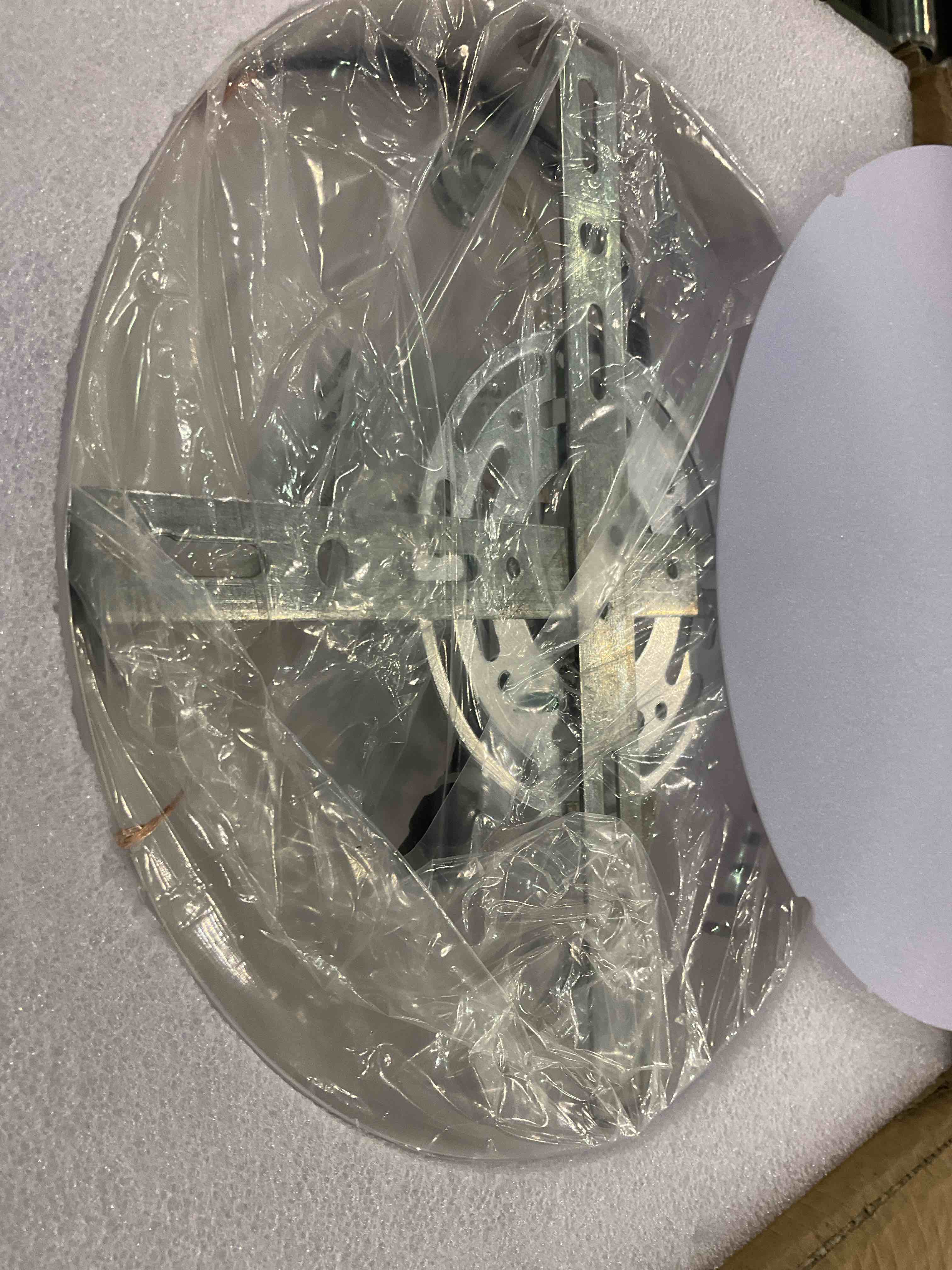 https://s3.amazonaws.com/lotting-images-prod/BargainHunt/EXS00751774_1706706062229.jpeg