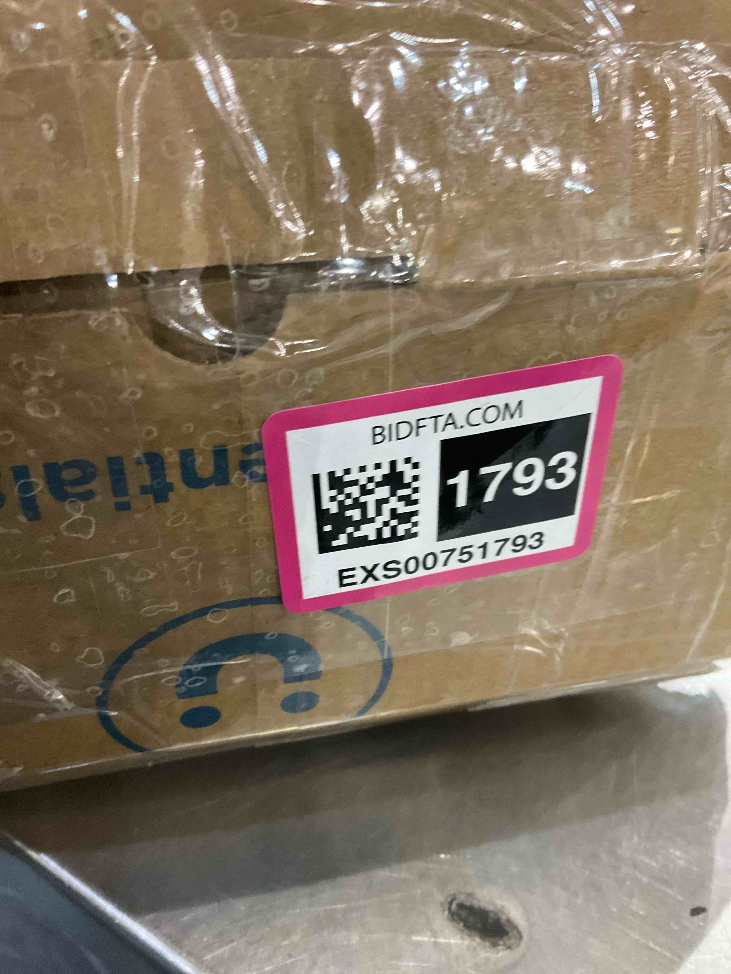 https://s3.amazonaws.com/lotting-images-prod/BargainHunt/EXS00751793_1706708559208.jpeg