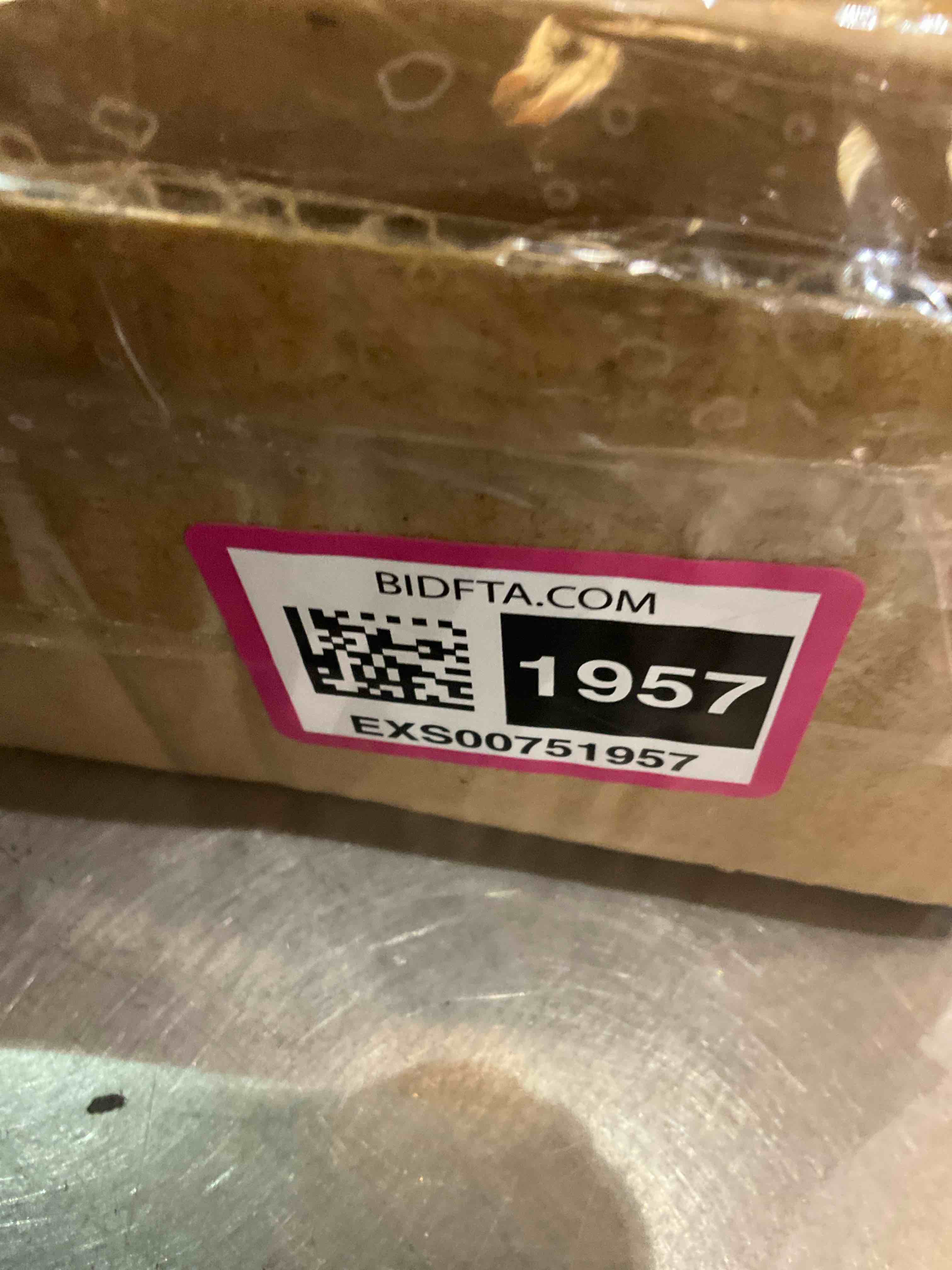 https://s3.amazonaws.com/lotting-images-prod/BargainHunt/EXS00751957_1706800953311.jpeg