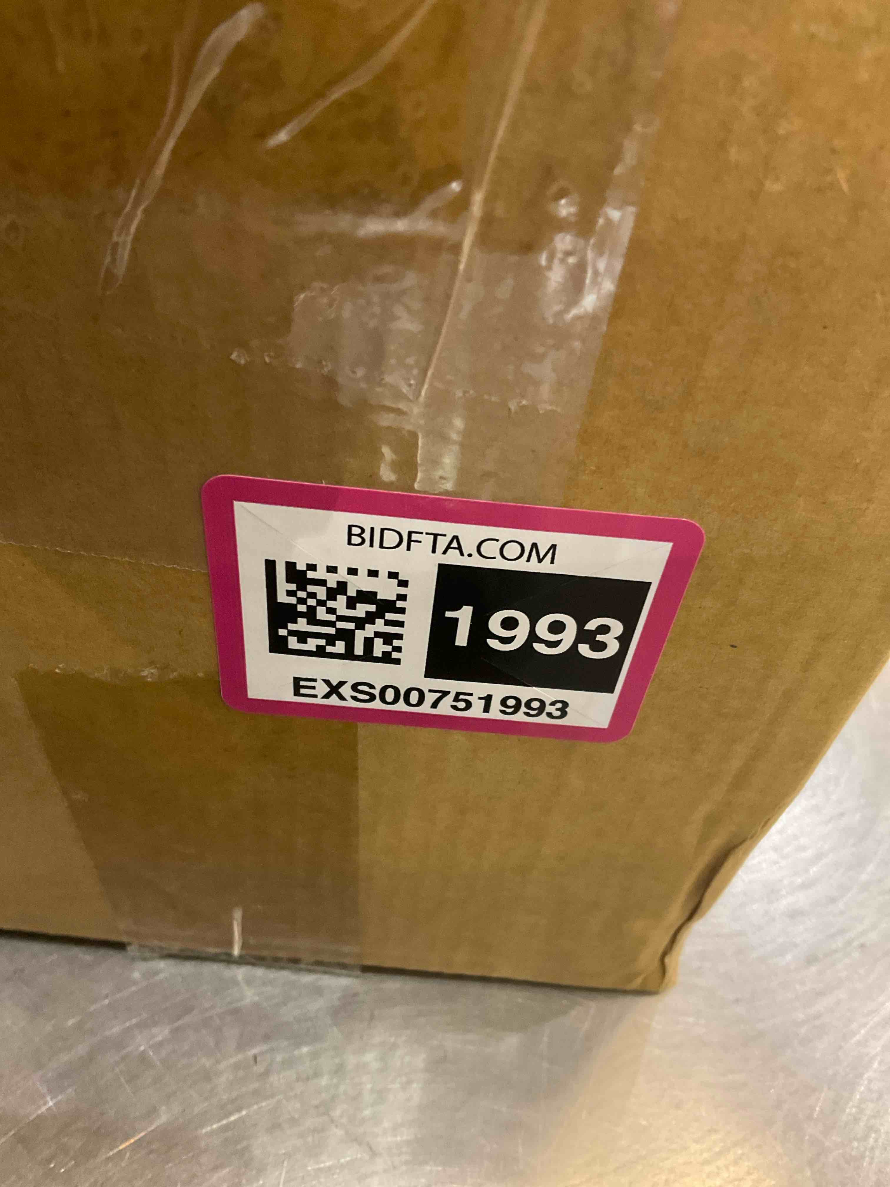 https://s3.amazonaws.com/lotting-images-prod/BargainHunt/EXS00751993_1706805942896.jpeg
