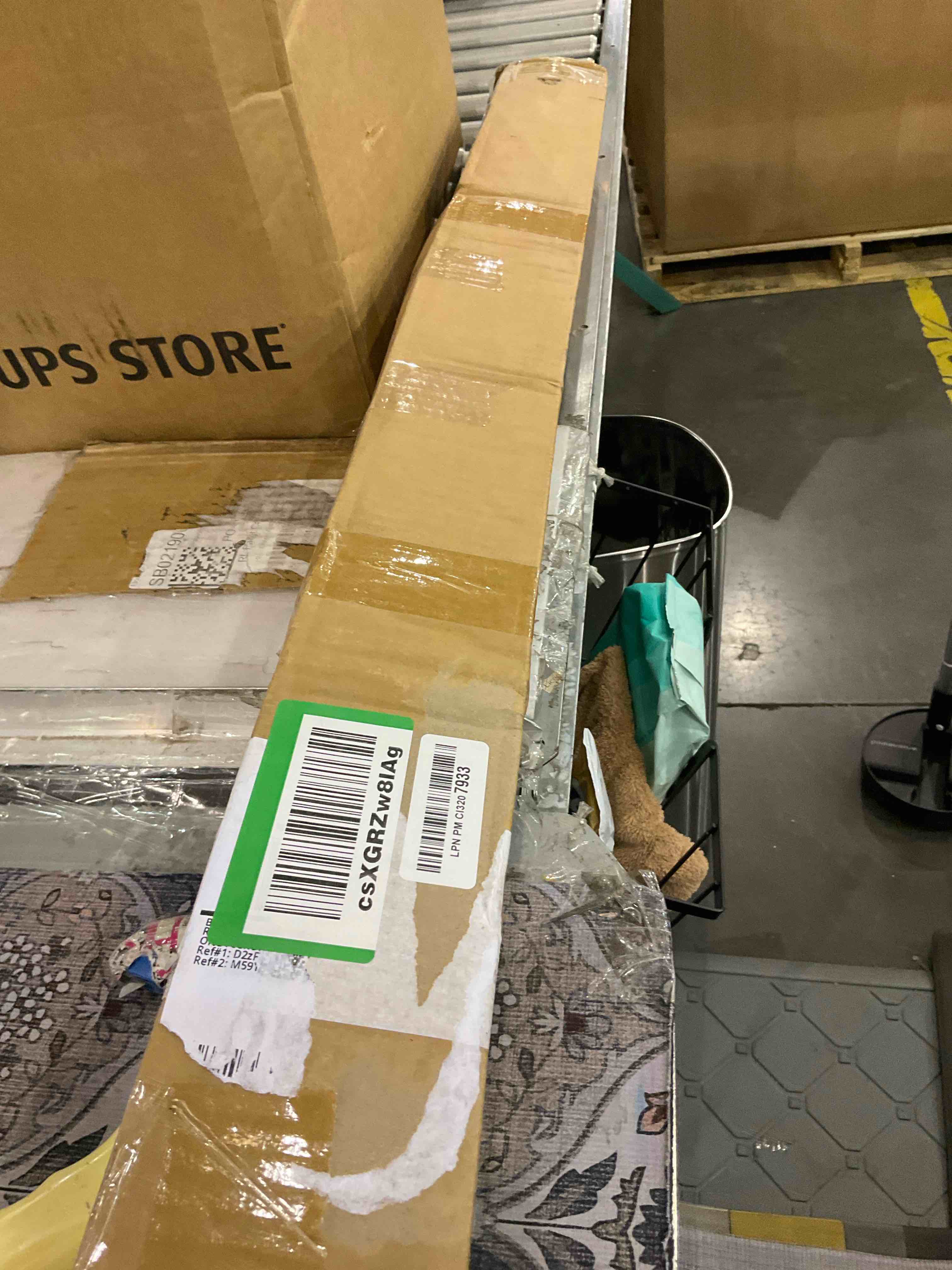 https://s3.amazonaws.com/lotting-images-prod/BargainHunt/EXS00754684_1713534399759.jpeg