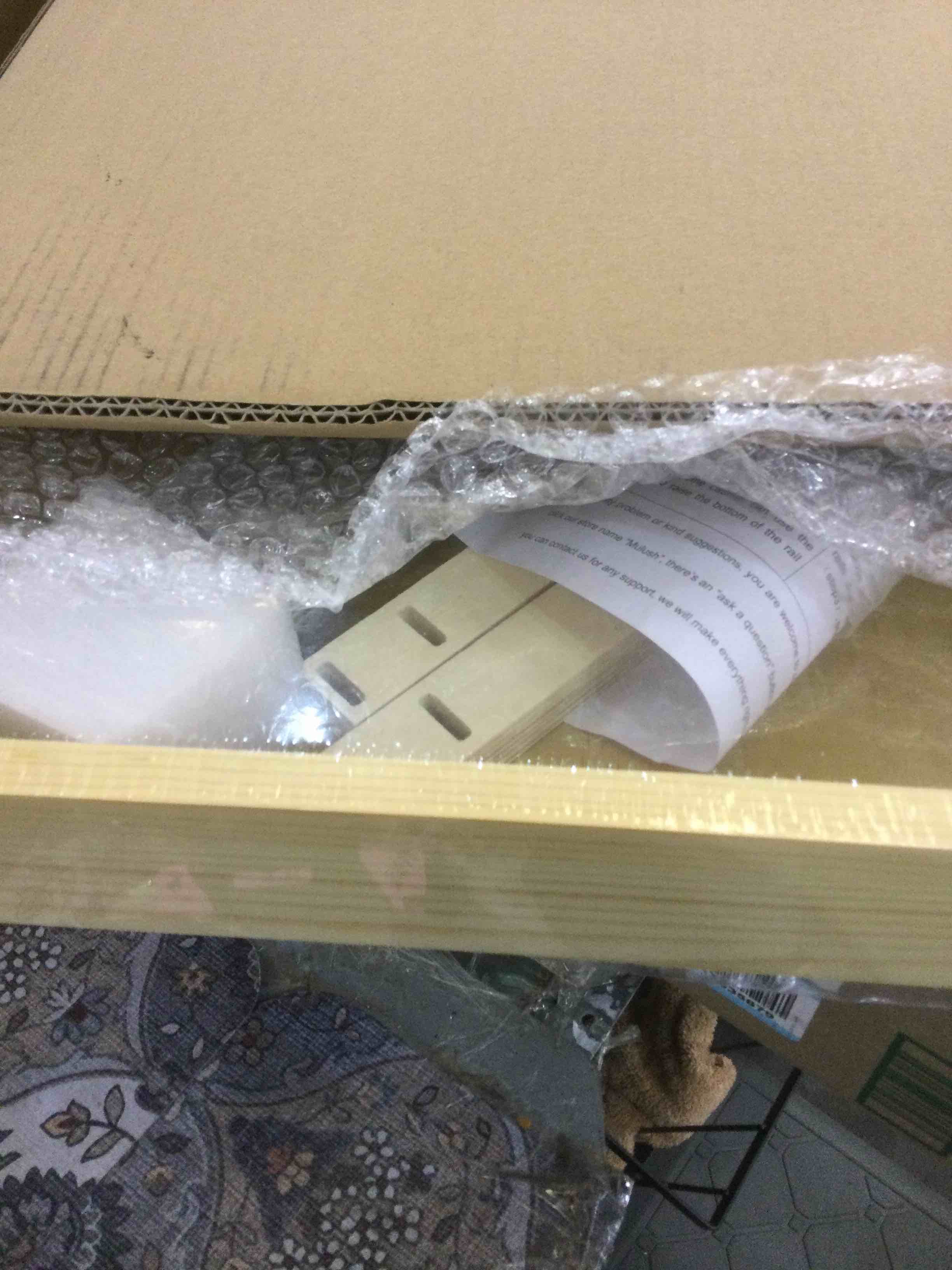 https://s3.amazonaws.com/lotting-images-prod/BargainHunt/EXS00754906_1714144697647.jpeg