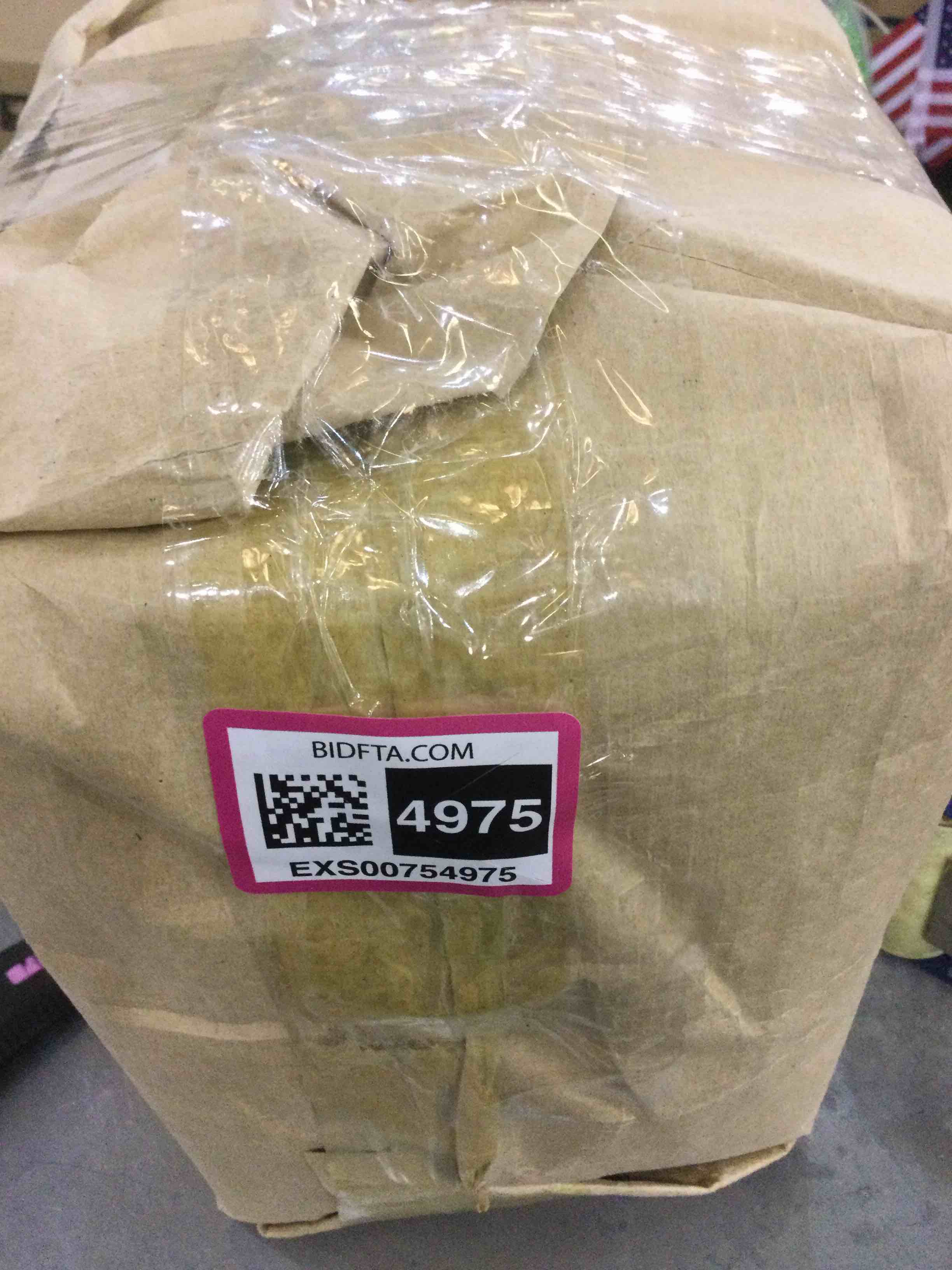https://s3.amazonaws.com/lotting-images-prod/BargainHunt/EXS00754975_1714397124800.jpeg