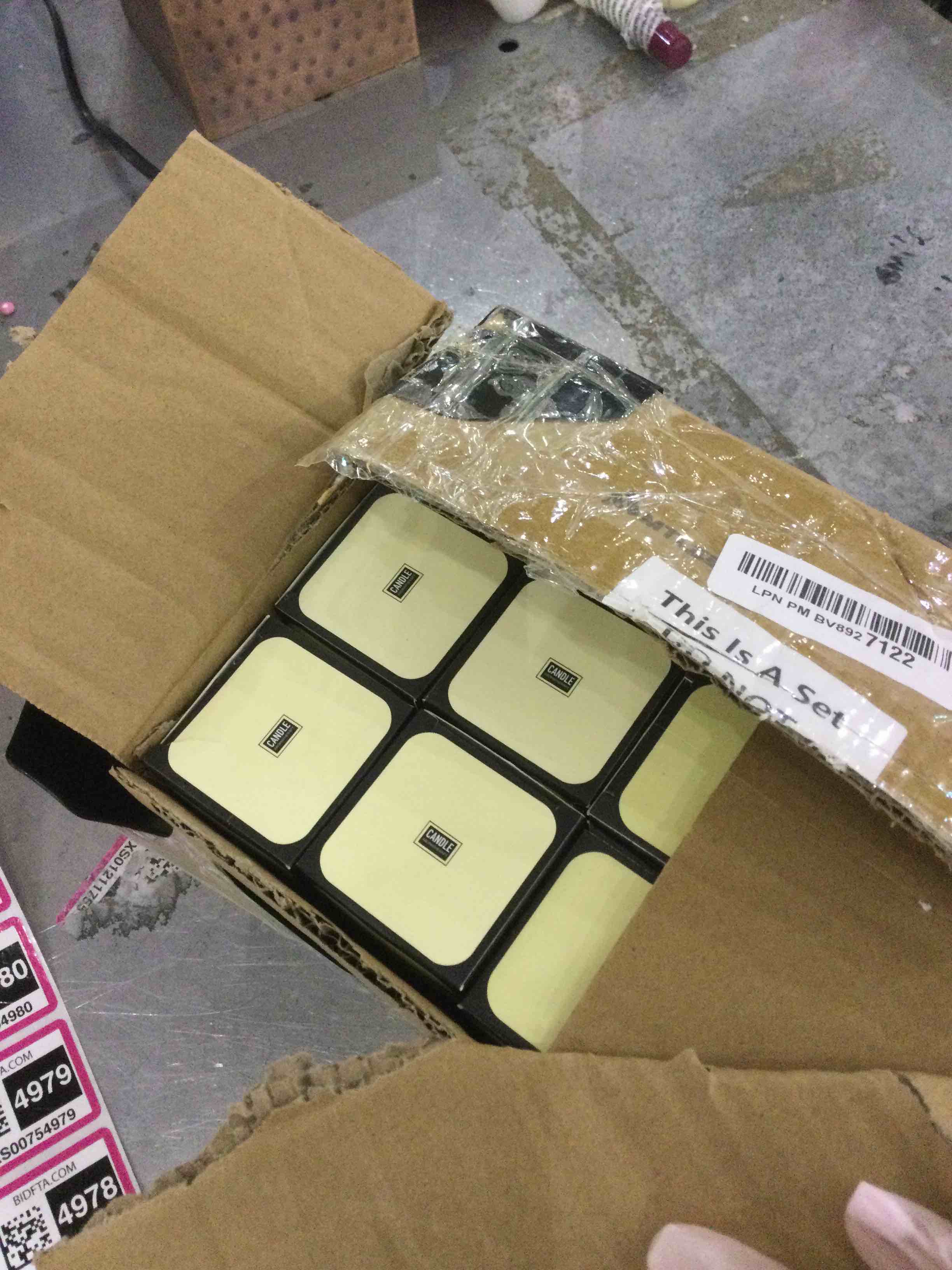 https://s3.amazonaws.com/lotting-images-prod/BargainHunt/EXS00754976_1714397176995.jpeg