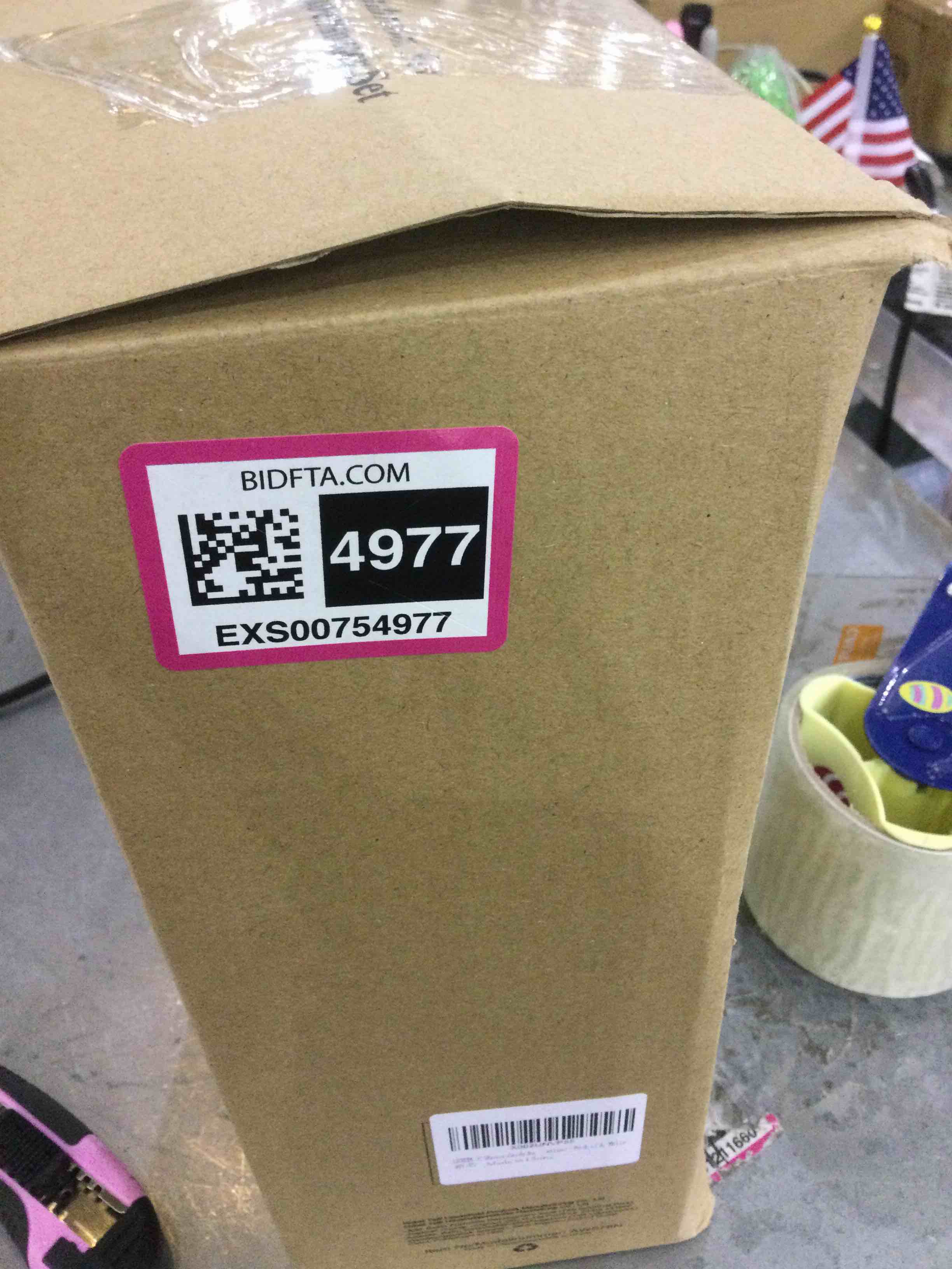 https://s3.amazonaws.com/lotting-images-prod/BargainHunt/EXS00754977_1714397251298.jpeg