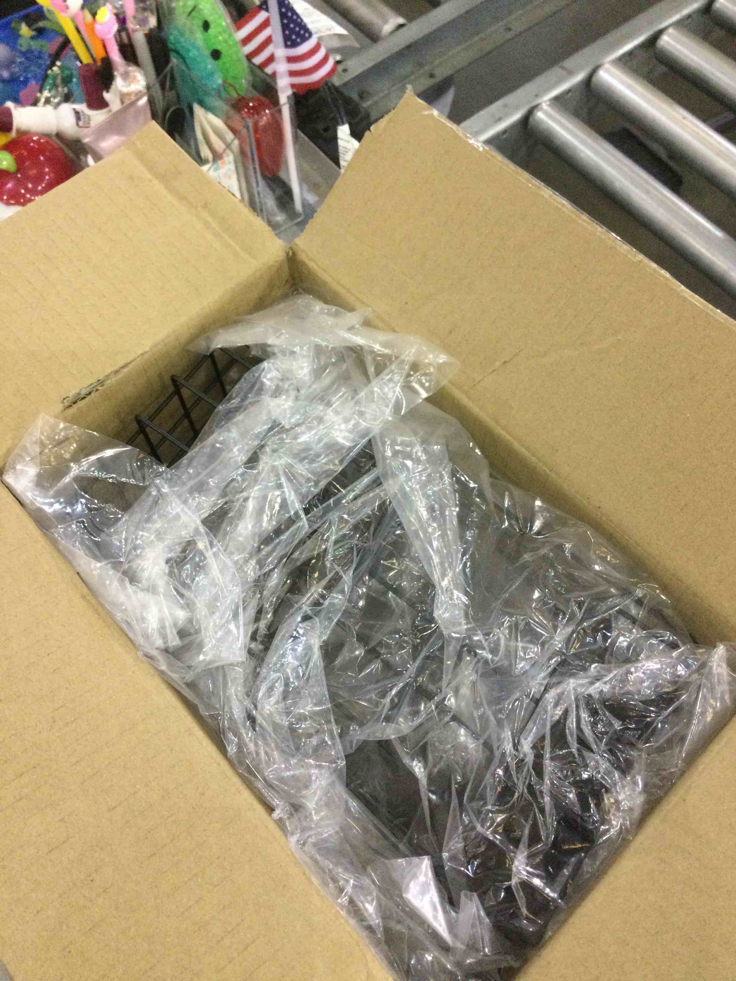 https://s3.amazonaws.com/lotting-images-prod/BargainHunt/EXS00754978_1714397296833.jpeg