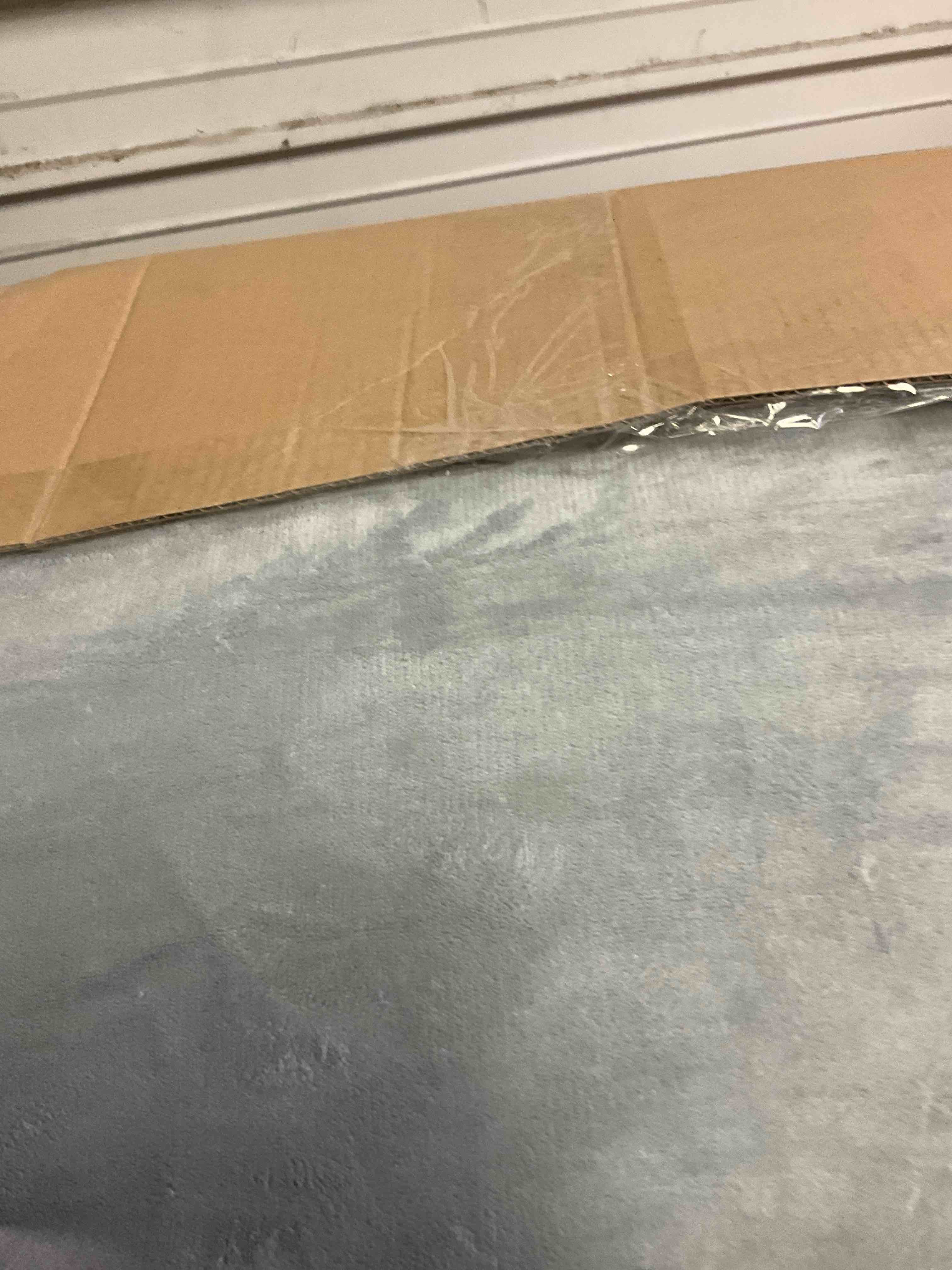https://s3.amazonaws.com/lotting-images-prod/BargainHunt/EXS00799446_1709992862924.jpeg