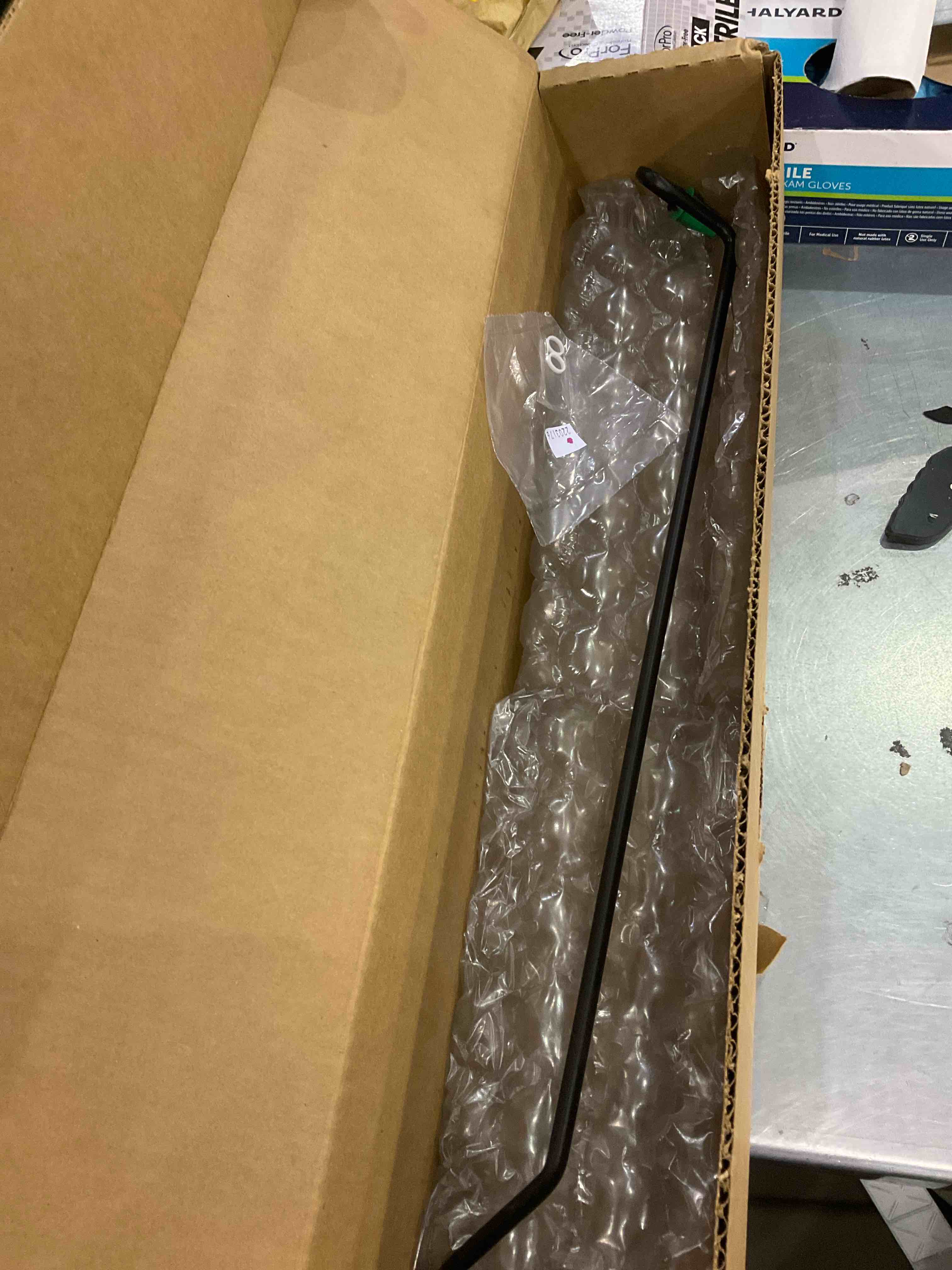 https://s3.amazonaws.com/lotting-images-prod/BargainHunt/EXS00802022_1711367886378.jpeg