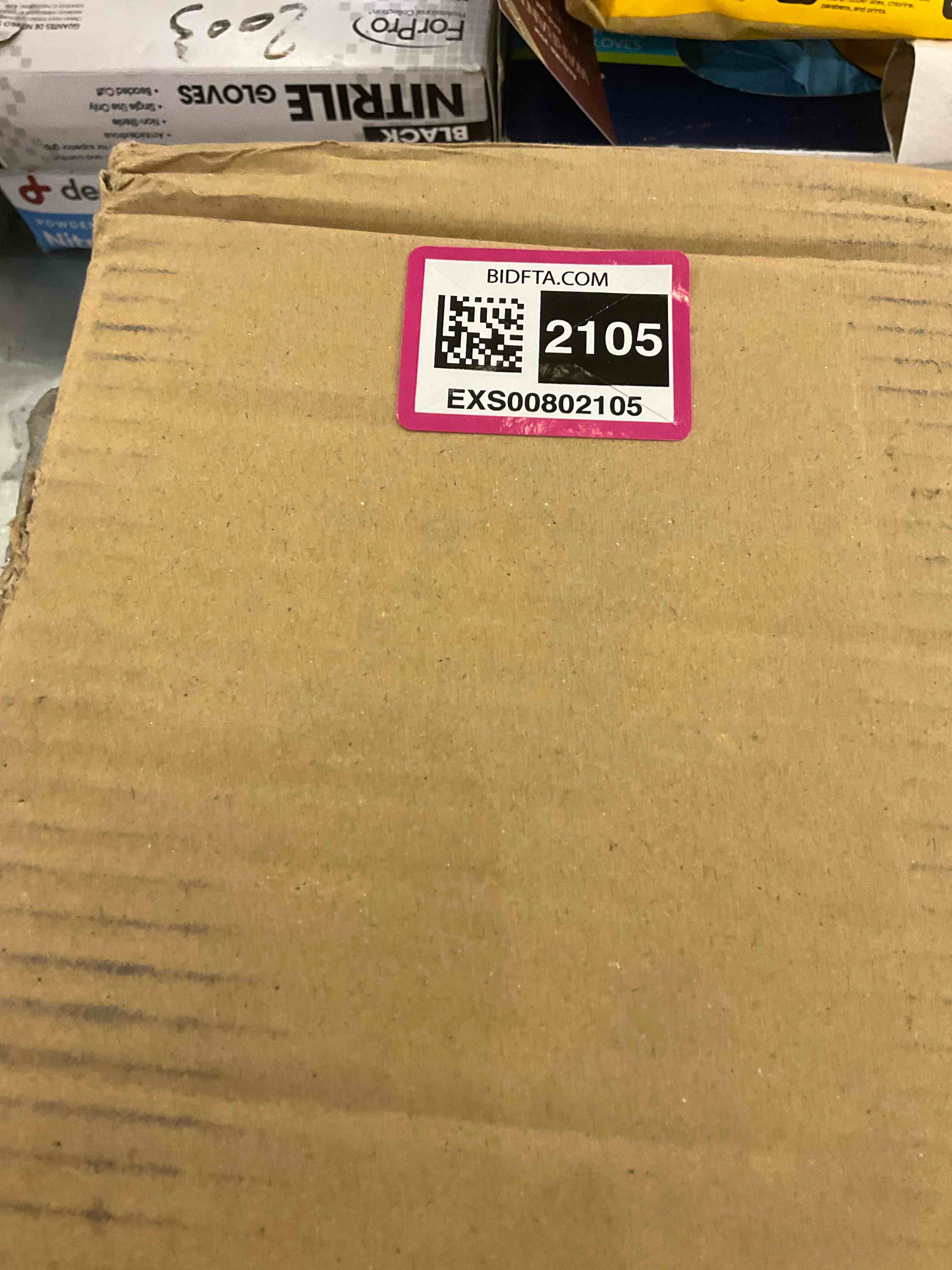 https://s3.amazonaws.com/lotting-images-prod/BargainHunt/EXS00802105_1711385641512.jpeg