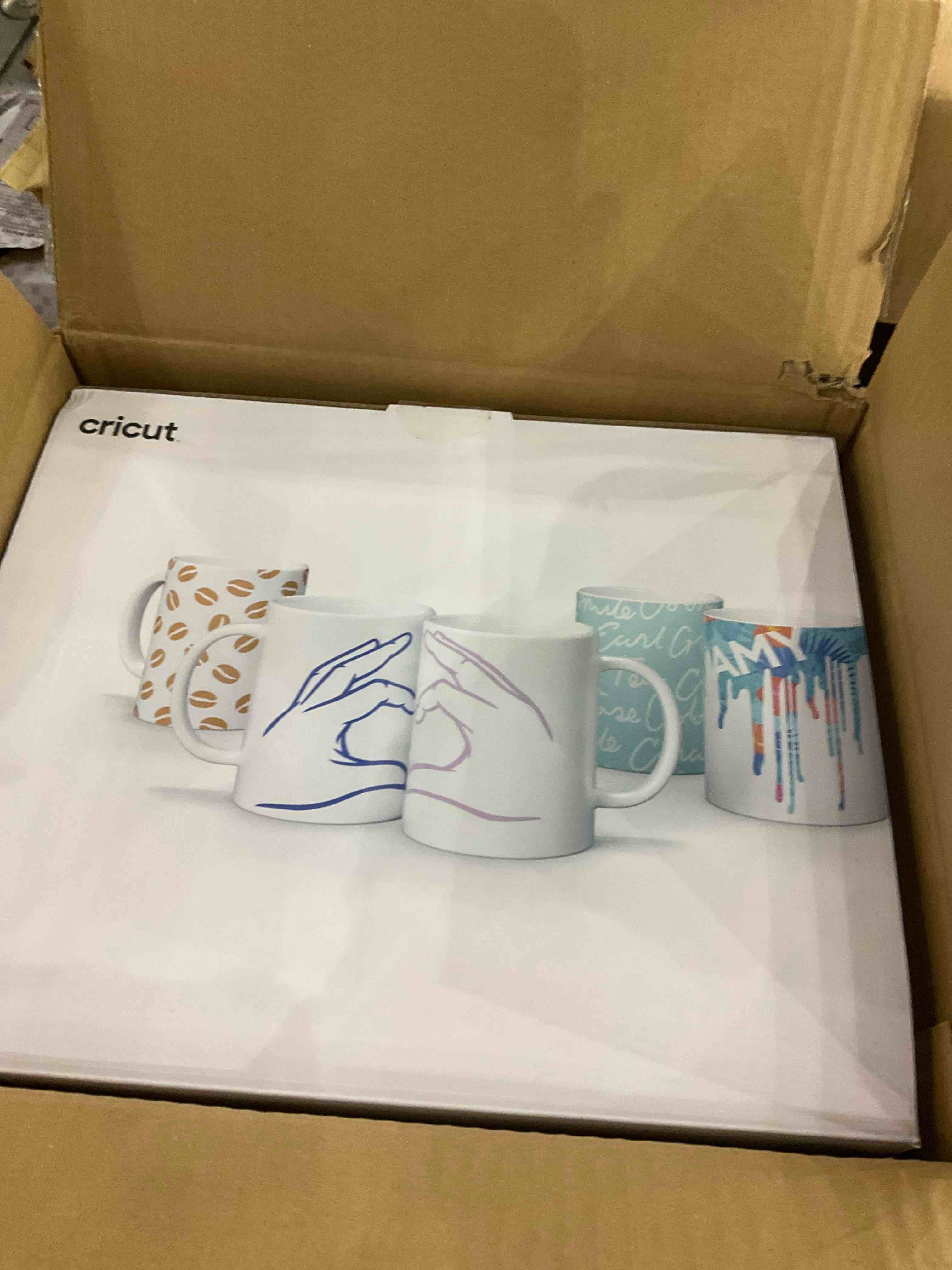 https://s3.amazonaws.com/lotting-images-prod/BargainHunt/EXS00802208_1711466902876.jpeg