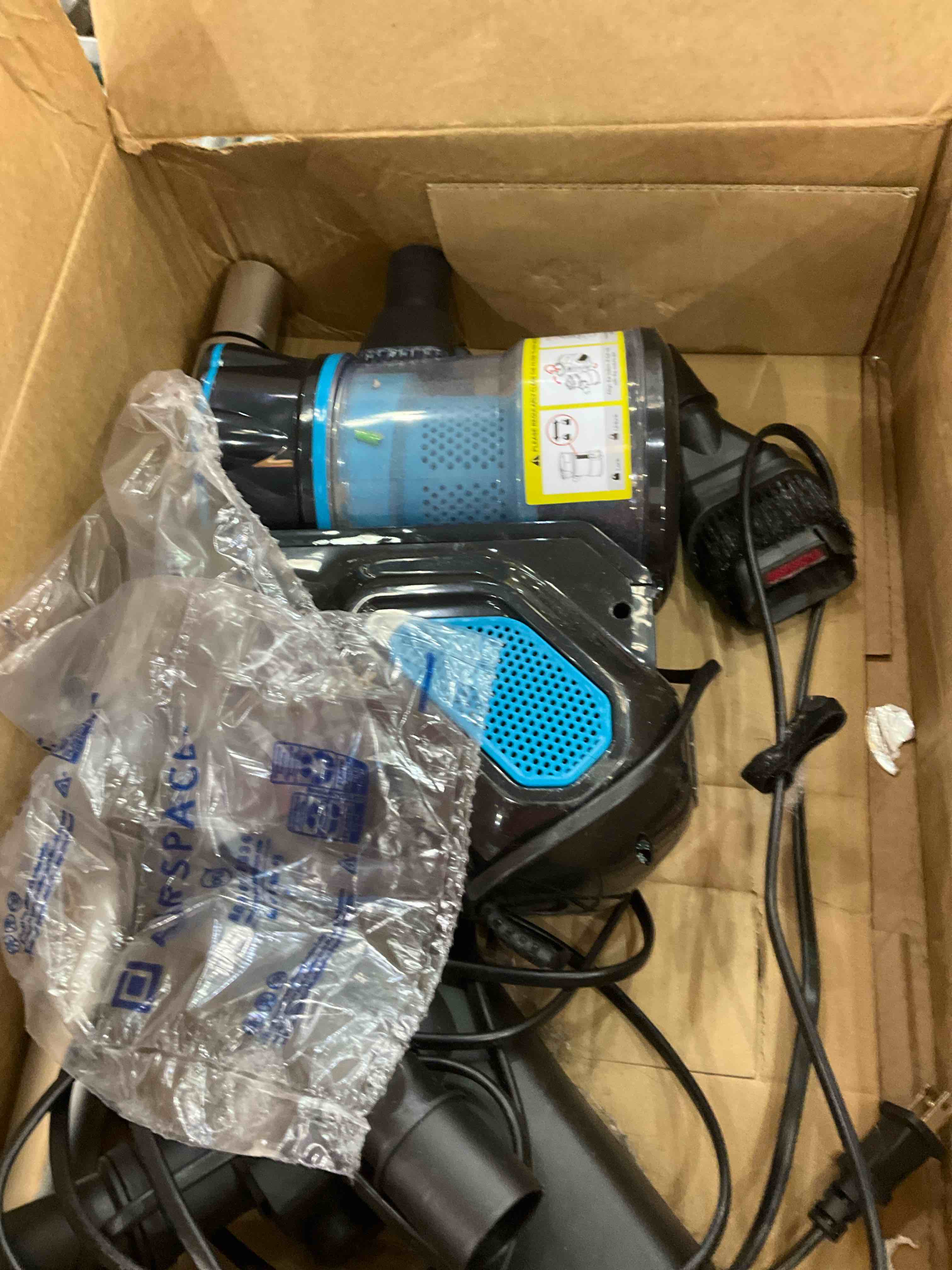 https://s3.amazonaws.com/lotting-images-prod/BargainHunt/EXS00802242_1711477816747.jpeg