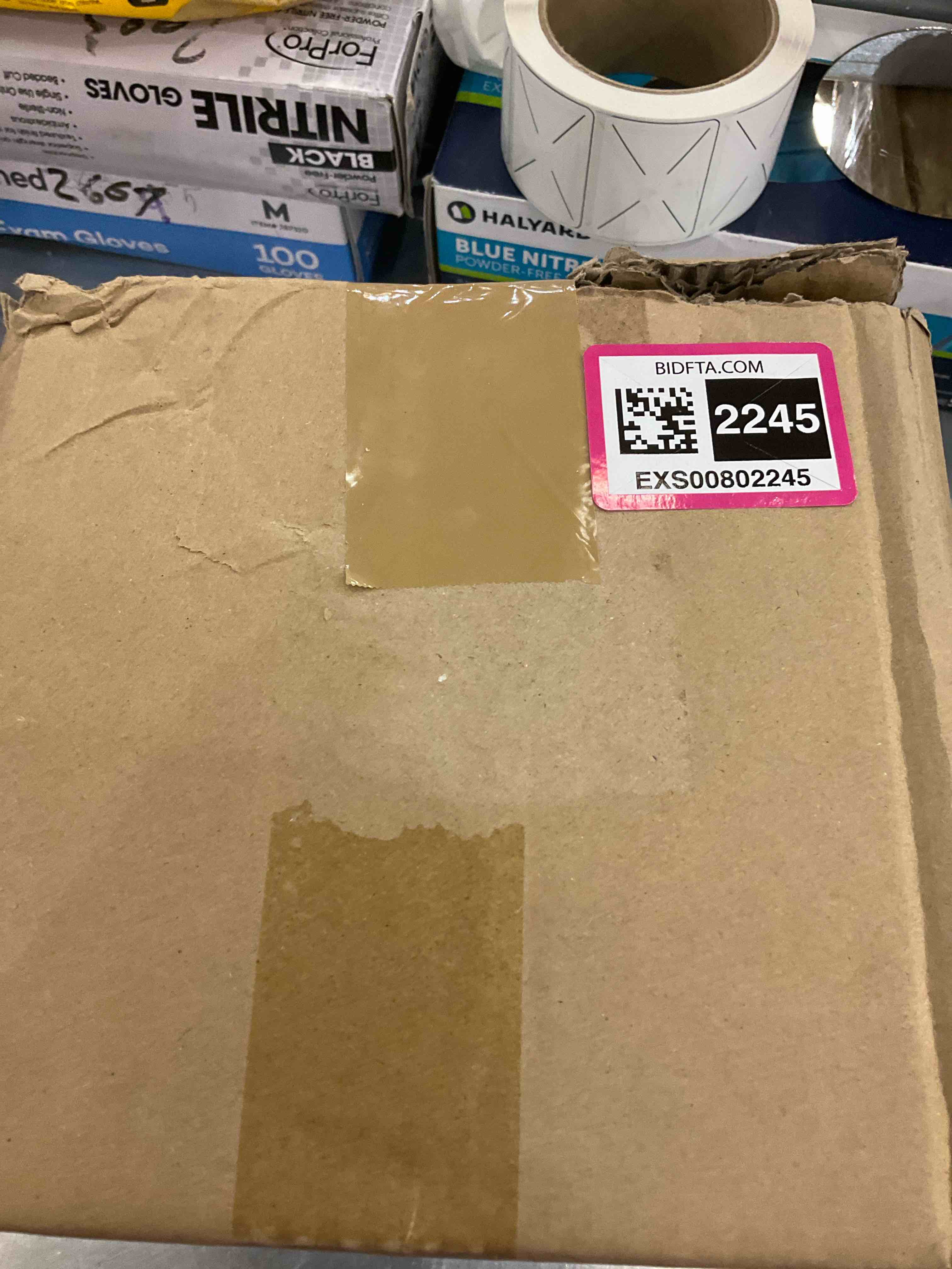 https://s3.amazonaws.com/lotting-images-prod/BargainHunt/EXS00802245_1711478140276.jpeg