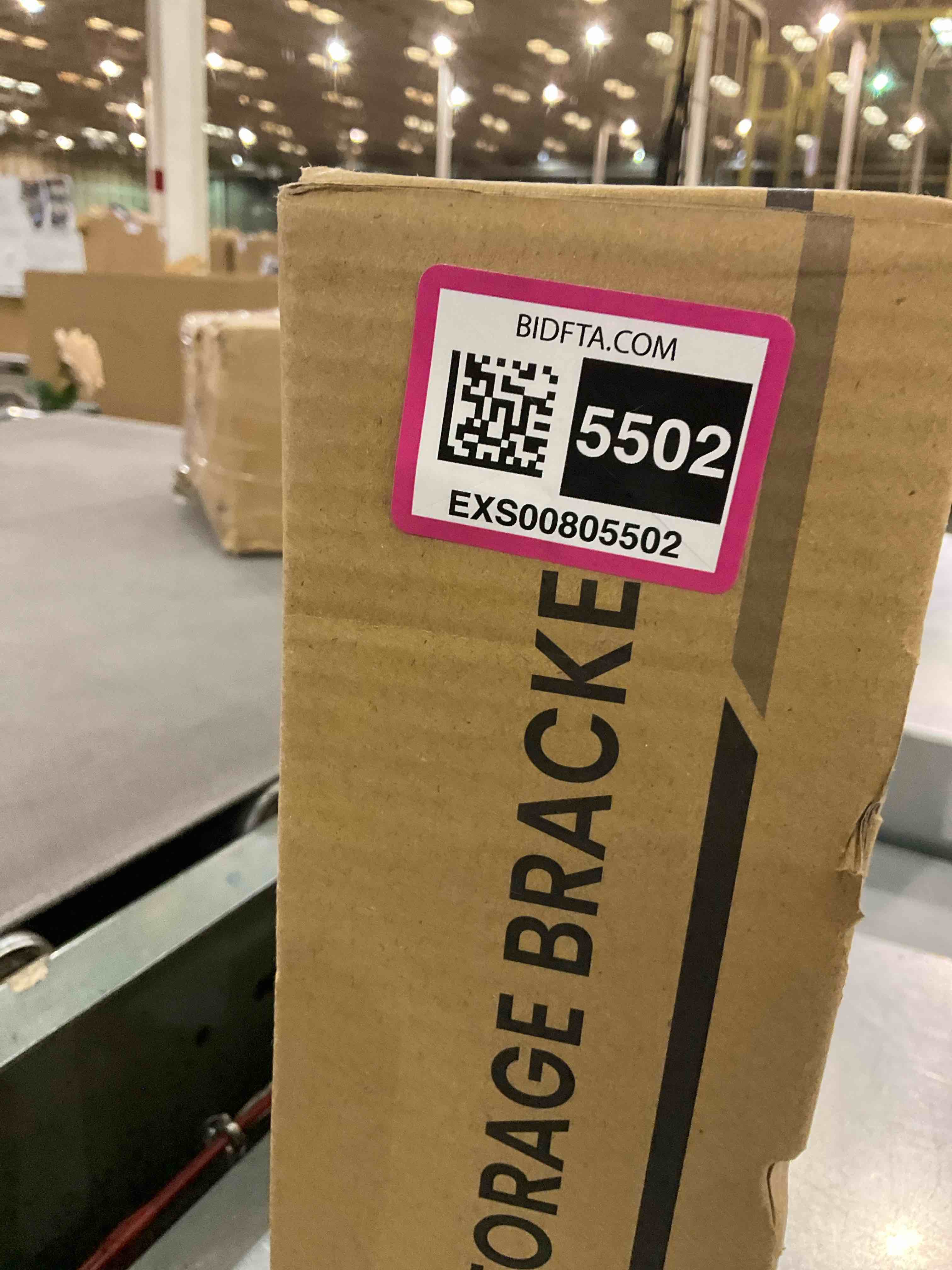 https://s3.amazonaws.com/lotting-images-prod/BargainHunt/EXS00805502_1711119846933.jpeg