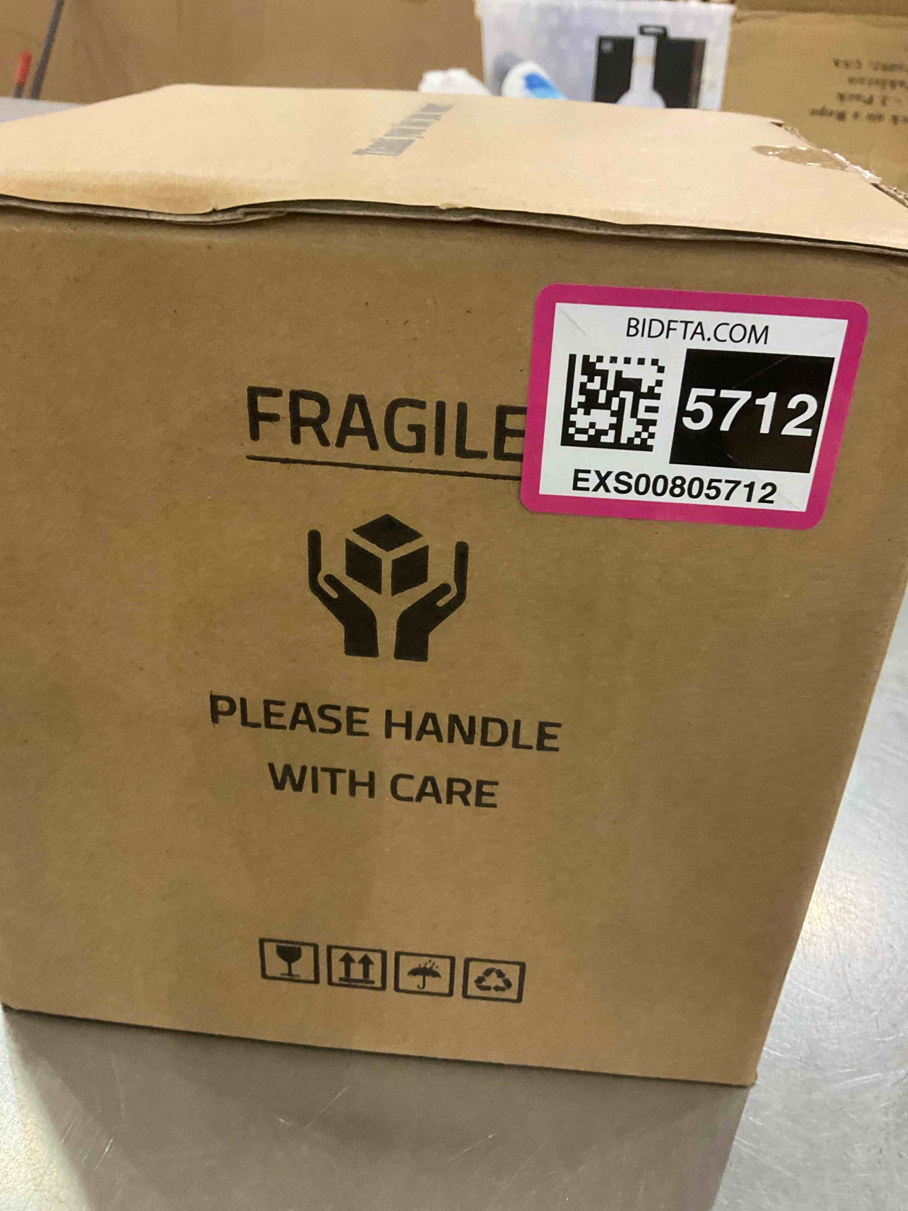 https://s3.amazonaws.com/lotting-images-prod/BargainHunt/EXS00805712_1711385577679.jpeg