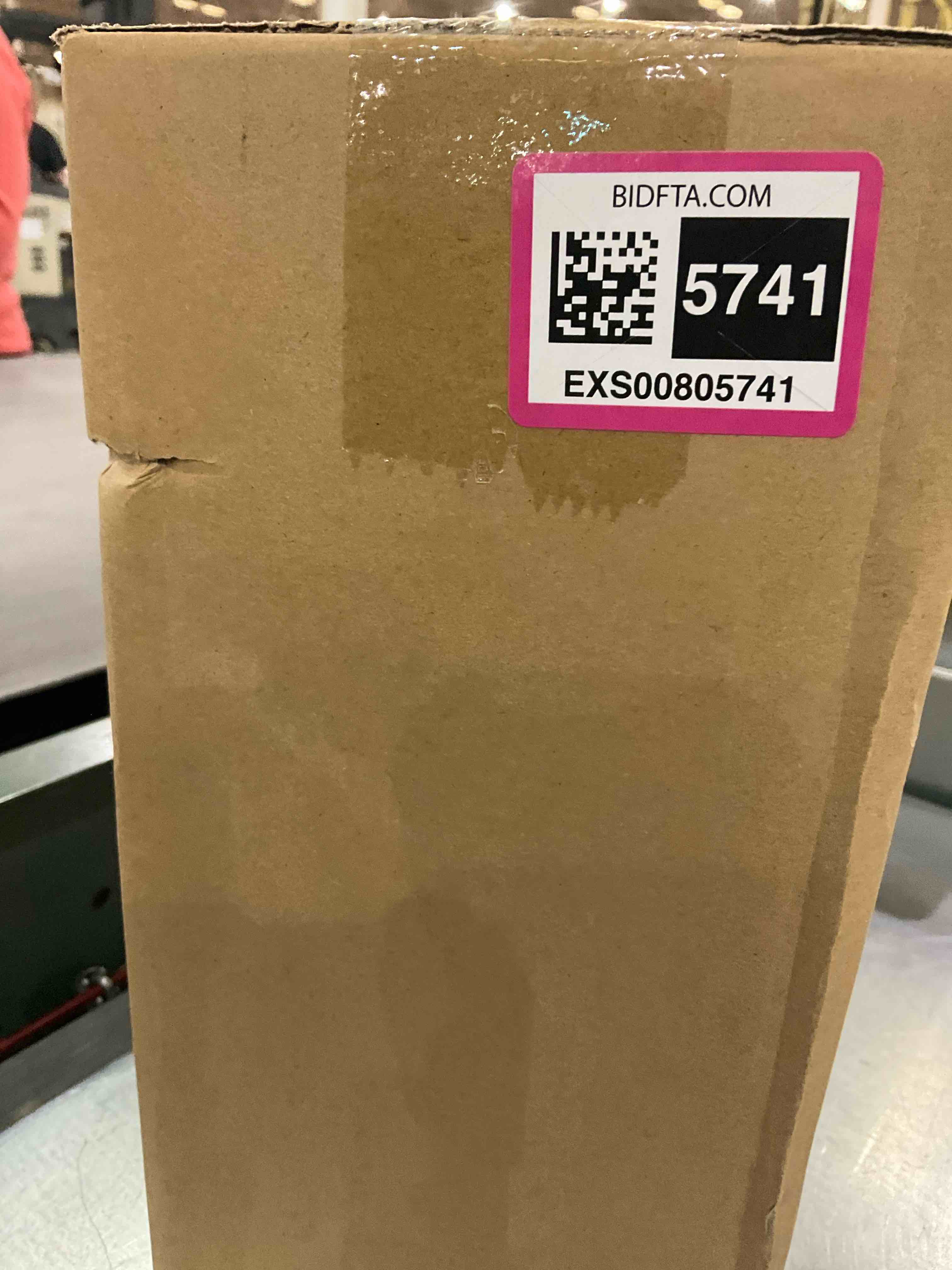 https://s3.amazonaws.com/lotting-images-prod/BargainHunt/EXS00805741_1711393004921.jpeg