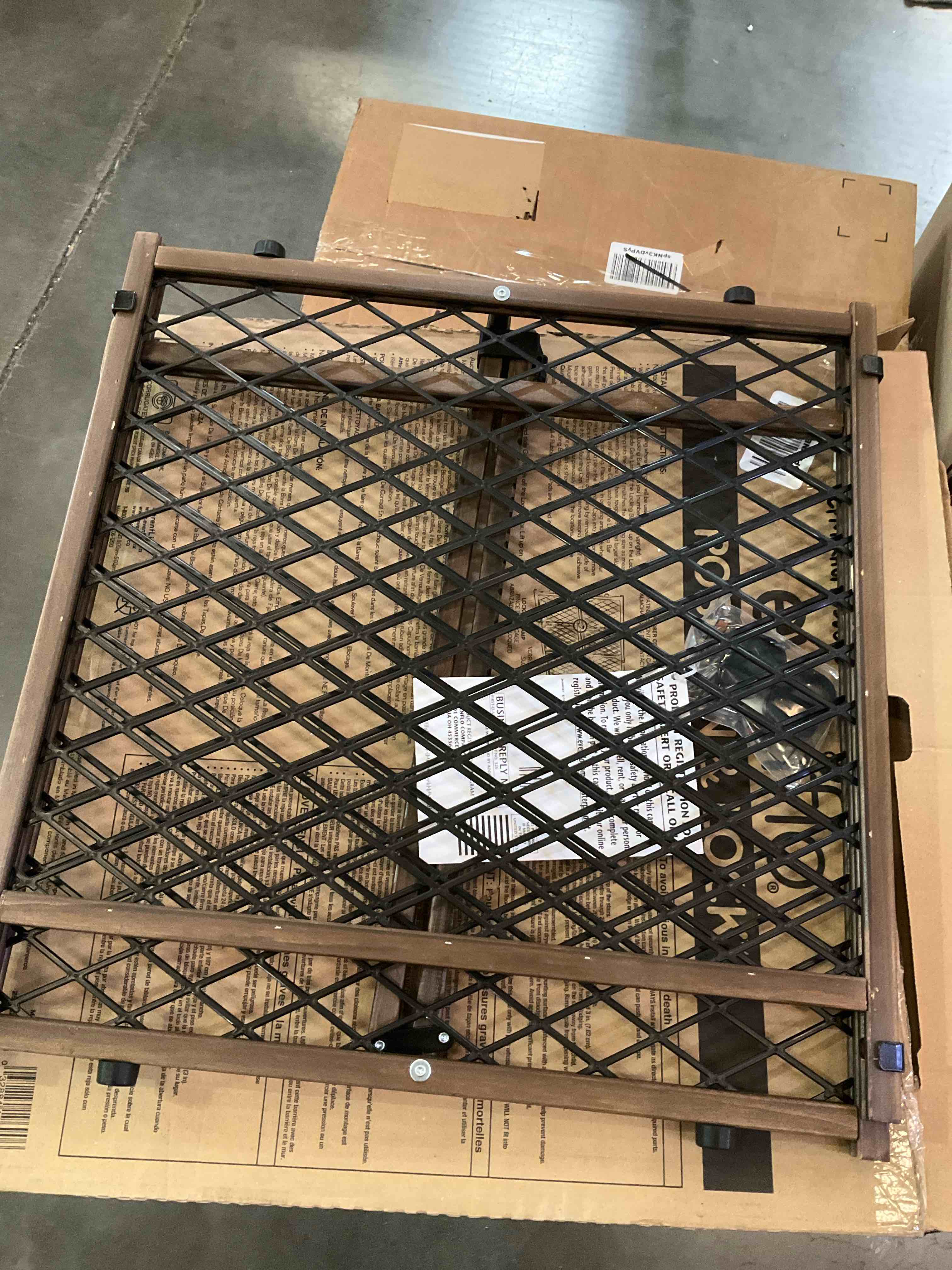 https://s3.amazonaws.com/lotting-images-prod/BargainHunt/EXS00845489_1712347310999.jpeg