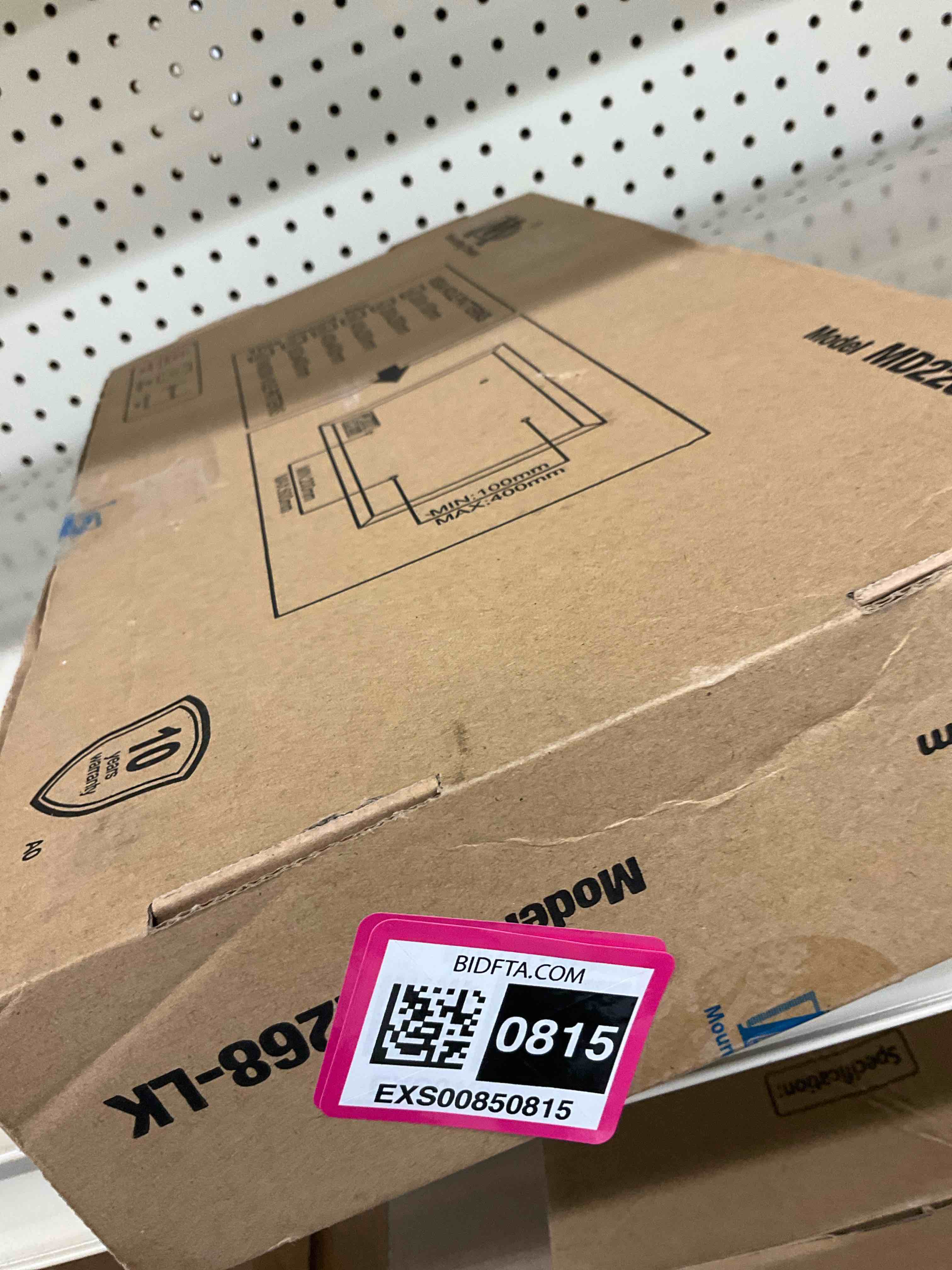 https://s3.amazonaws.com/lotting-images-prod/BargainHunt/EXS00850815_1710945256029.jpeg
