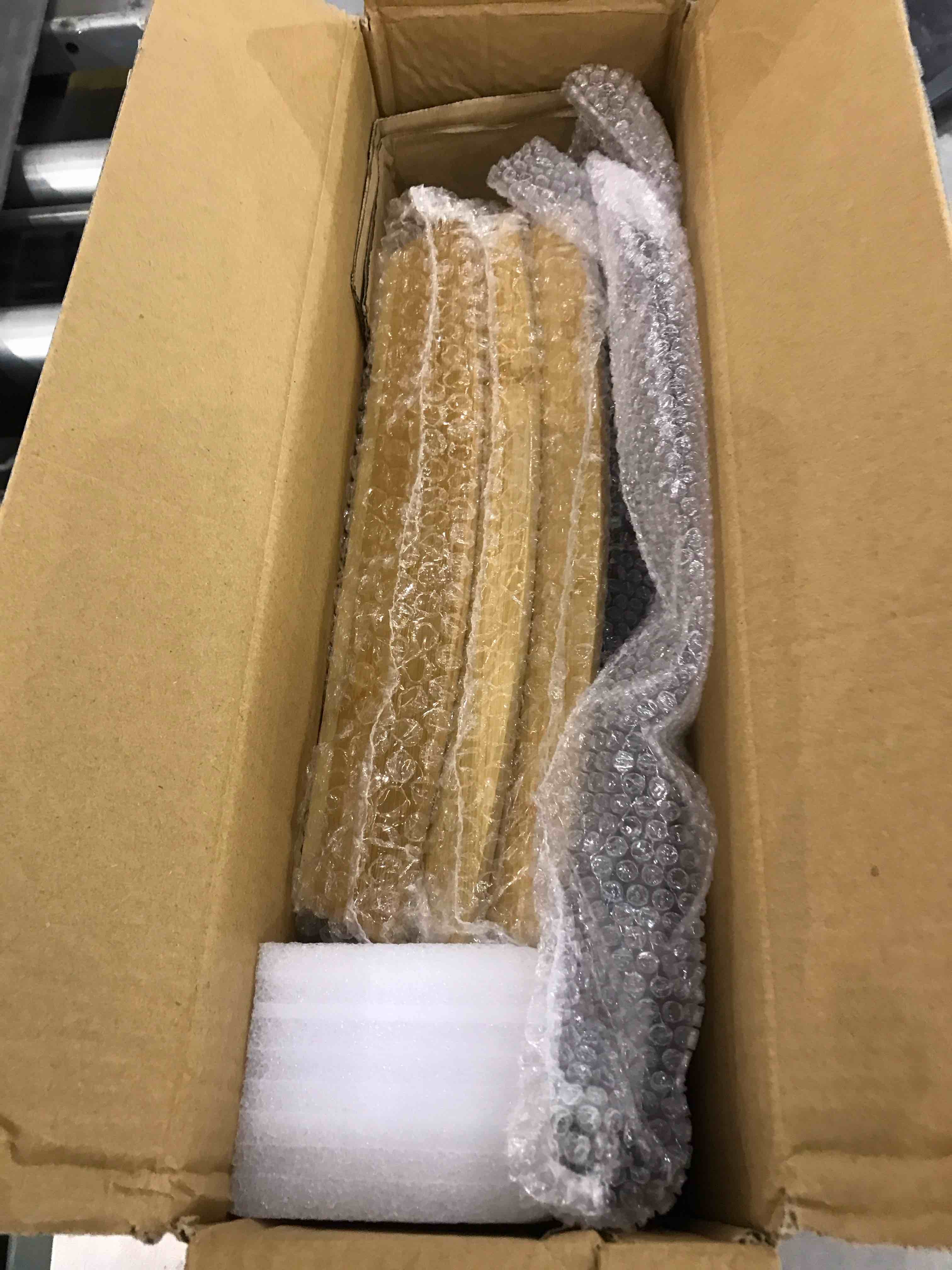 https://s3.amazonaws.com/lotting-images-prod/BargainHunt/EXS00941055_1706547371856.jpeg