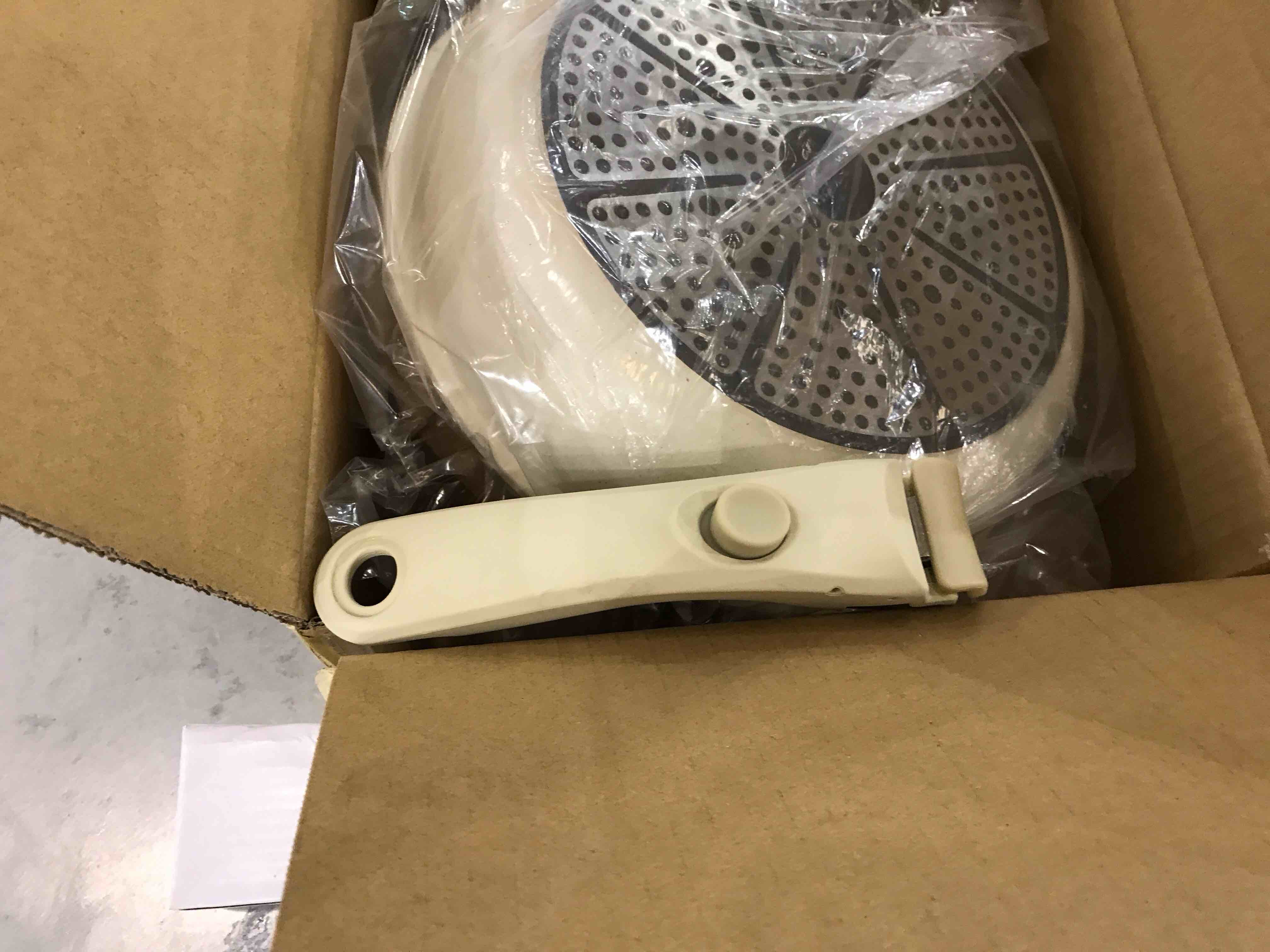 https://s3.amazonaws.com/lotting-images-prod/BargainHunt/EXS00941174_1706630955330.jpeg