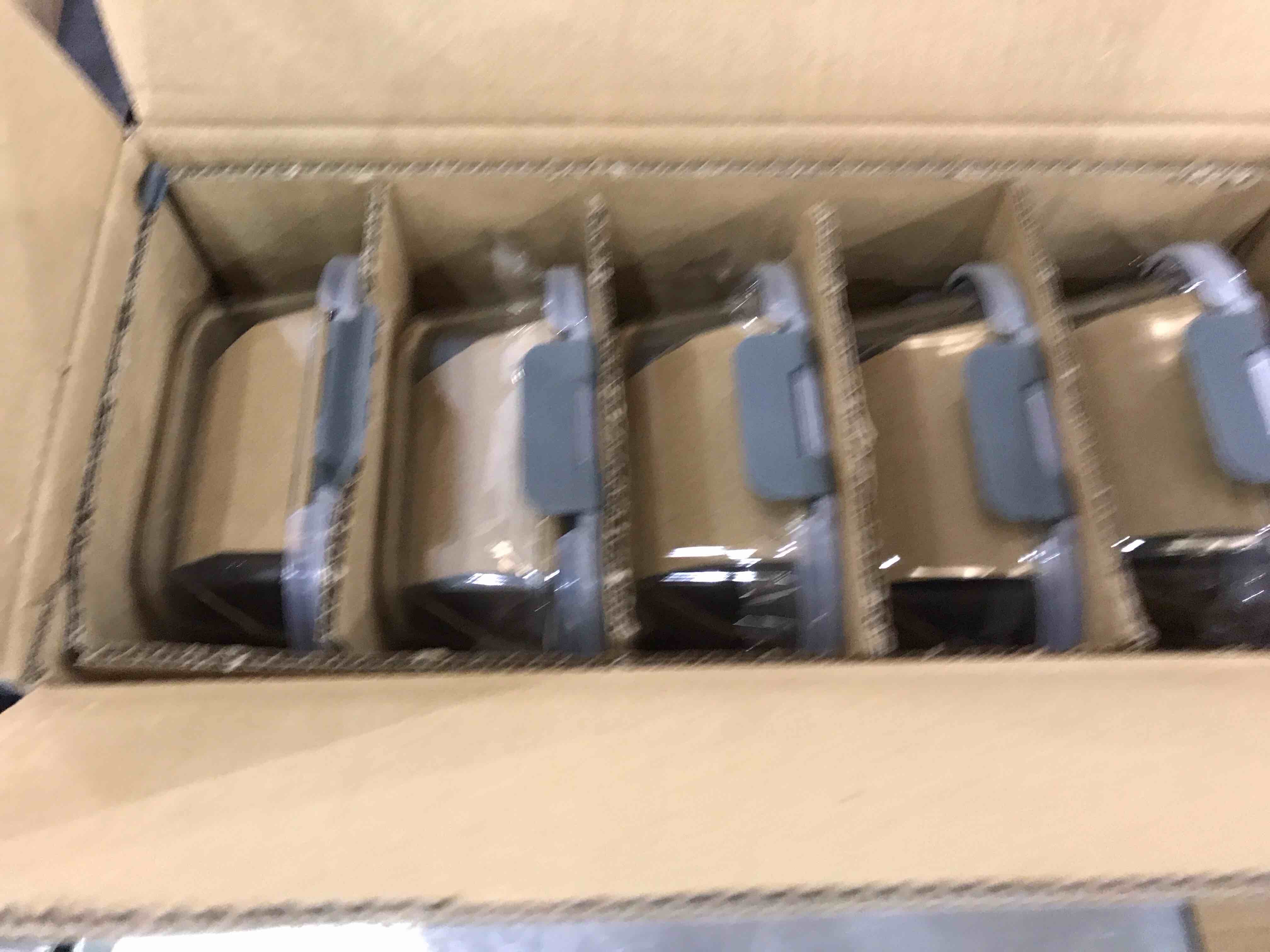 https://s3.amazonaws.com/lotting-images-prod/BargainHunt/EXS00941233_1706718937233.jpeg
