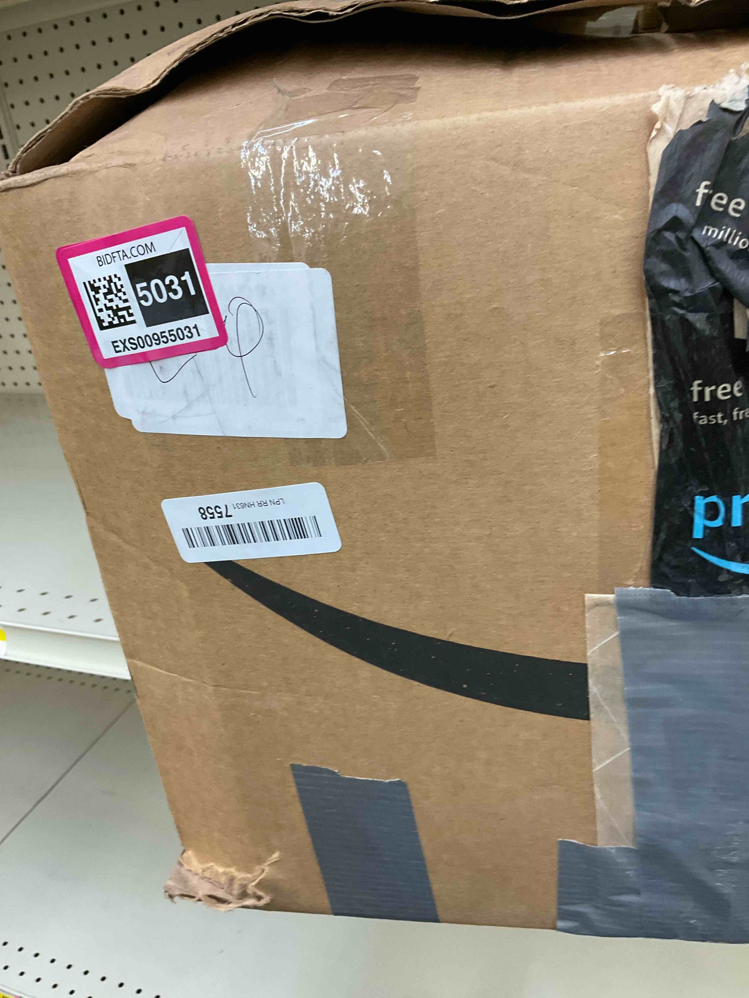 https://s3.amazonaws.com/lotting-images-prod/BargainHunt/EXS00955031_1707843632185.jpeg