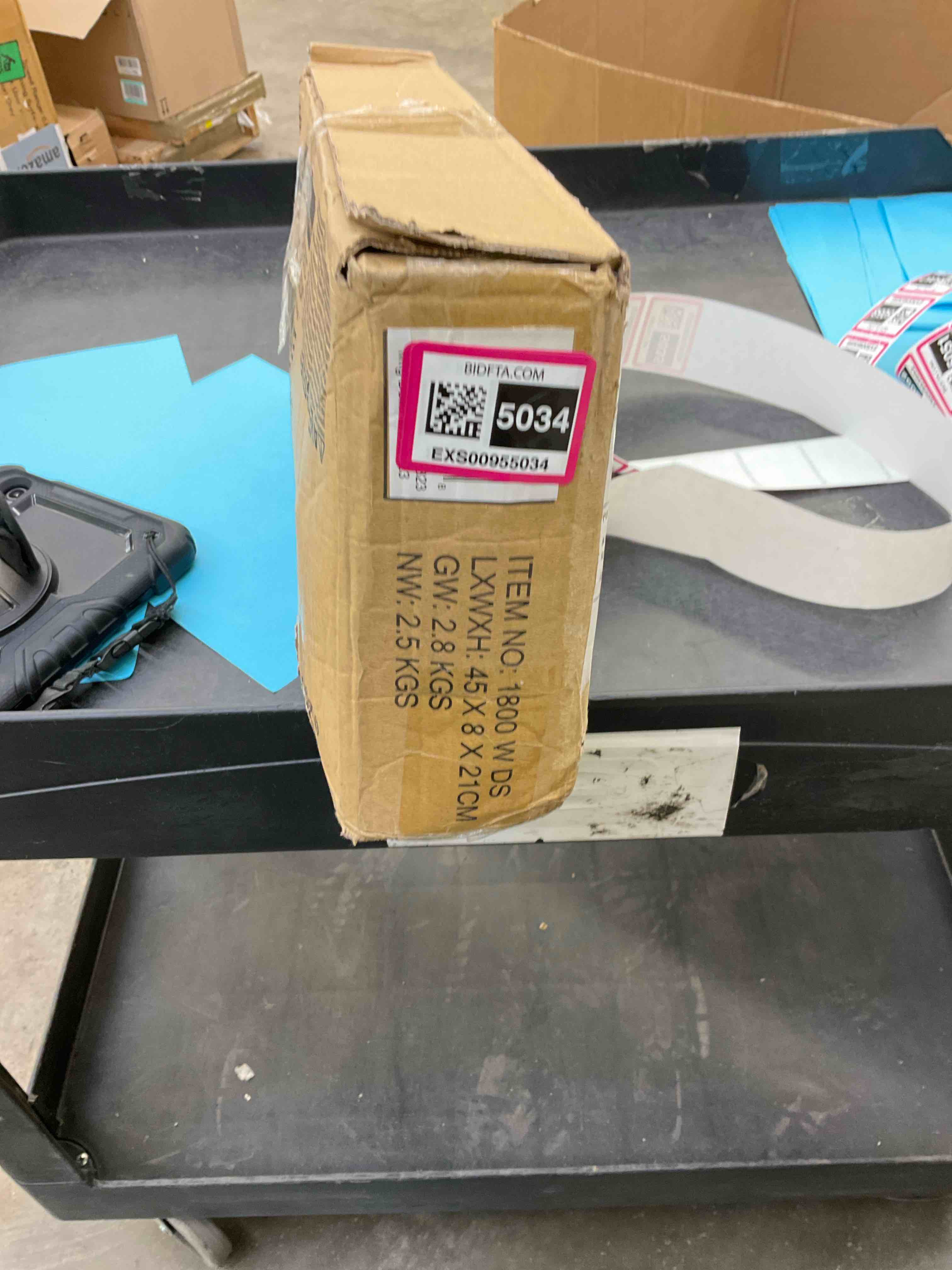 https://s3.amazonaws.com/lotting-images-prod/BargainHunt/EXS00955034_1707846652418.jpeg