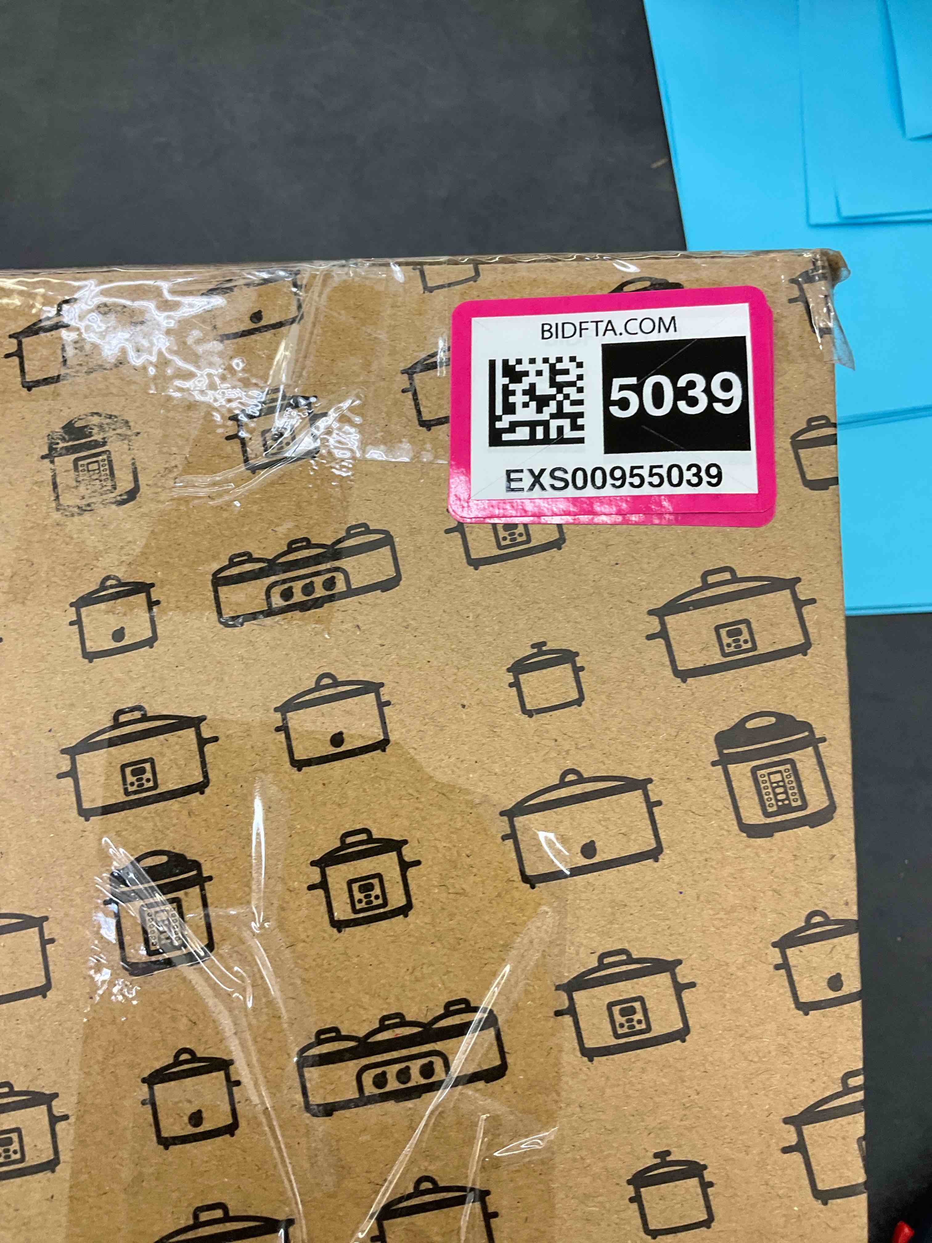 https://s3.amazonaws.com/lotting-images-prod/BargainHunt/EXS00955039_1707847148426.jpeg
